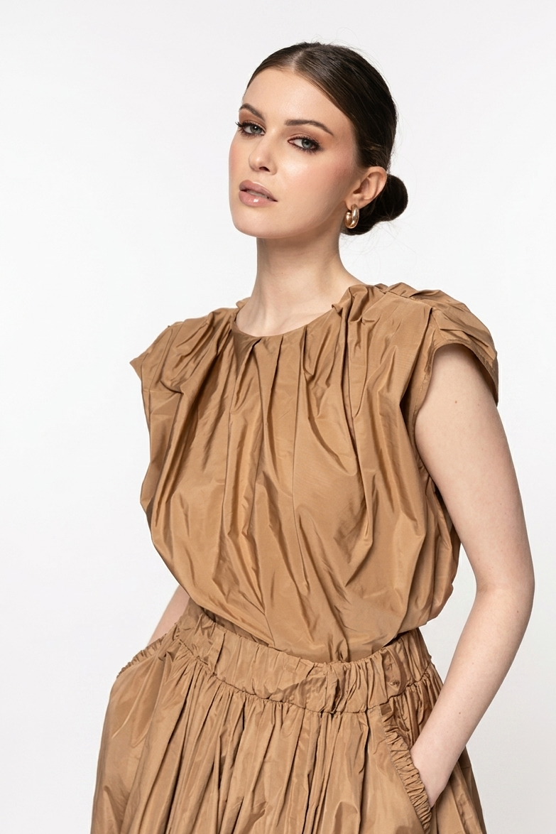 roisin linanne two piece stocked at macbees killarney