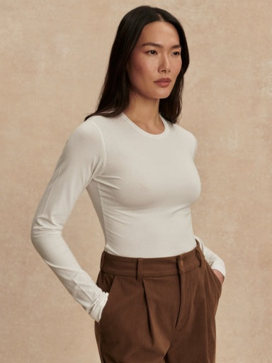VARLEY WHITE ENDA LONG SLEEVE FITTED T-SHIRT 226