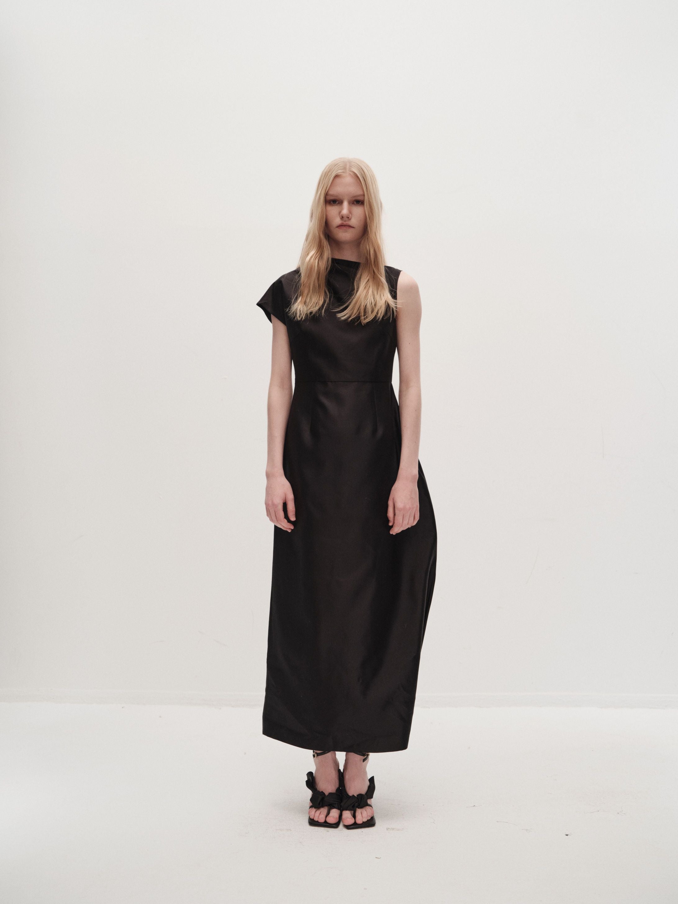 VIKTORIA CHAN GALA BLACK WOOL SILK DRESS 225