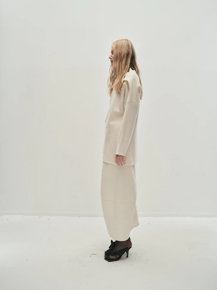VIKTORIA CHAN RHEA IVORY NECK KNIT 225