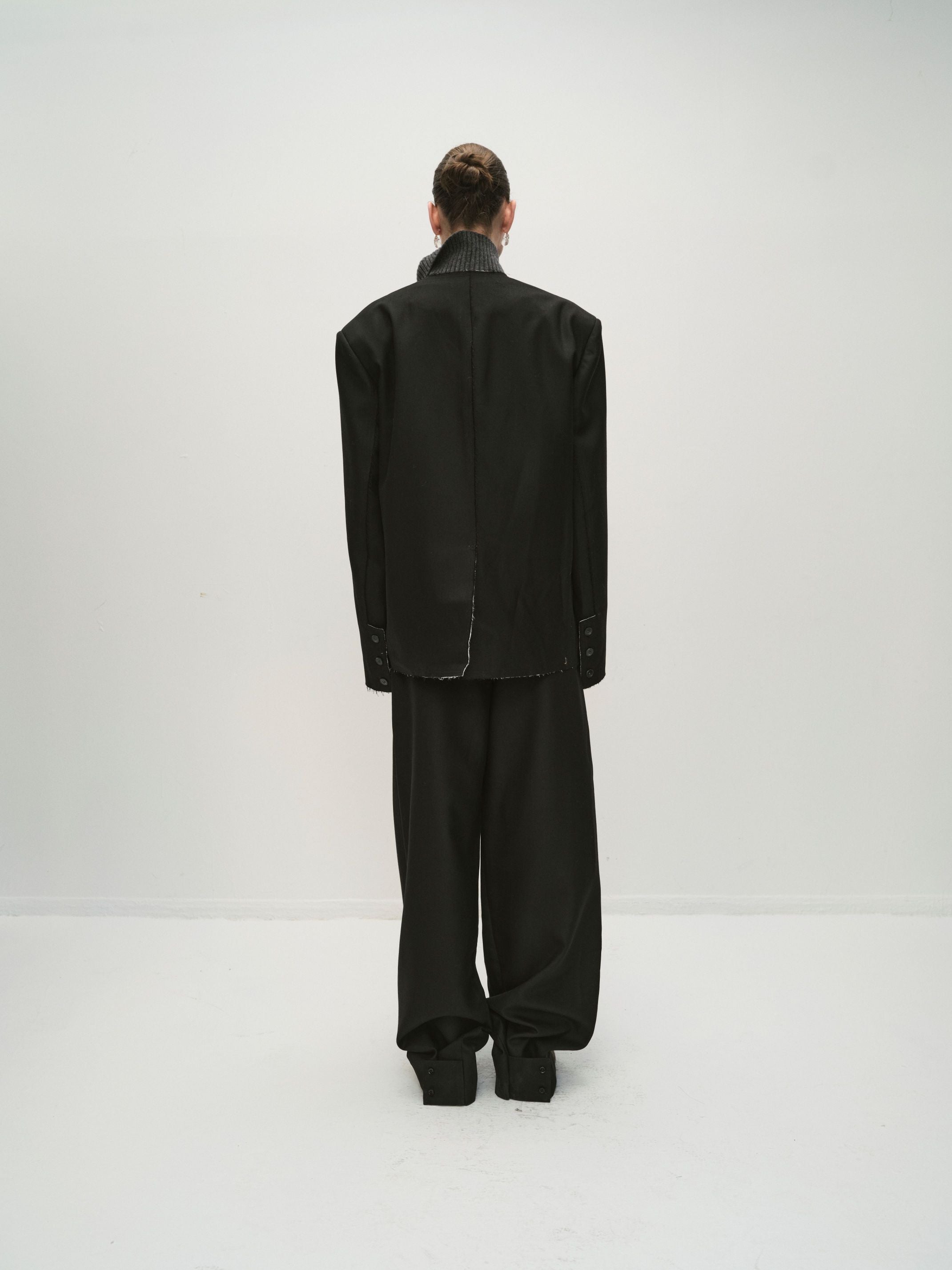 VIKTORIA CHAN JULIET BLACK RAW EDGE BLAZER 225