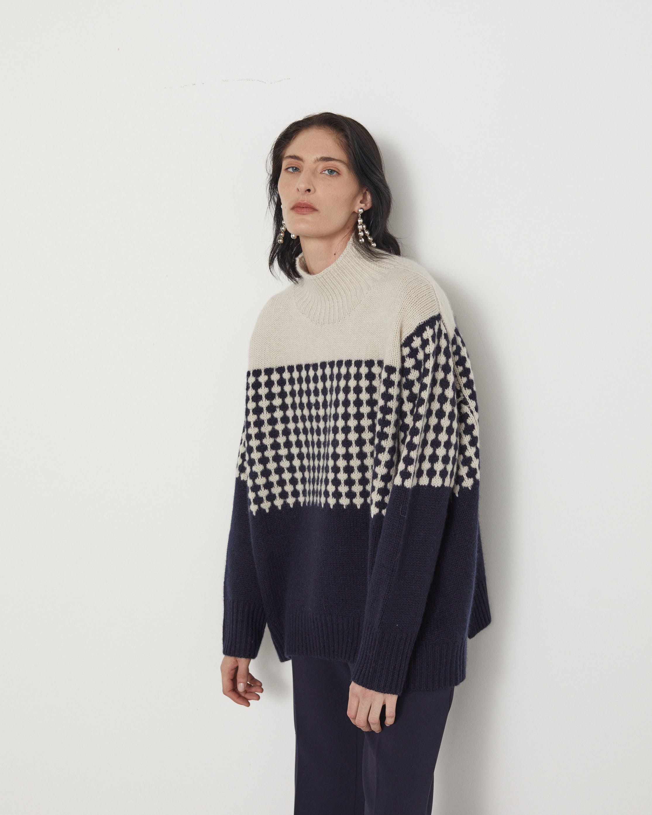 PODENY FLEUR NAVY ROUNDNECK KNIT 225