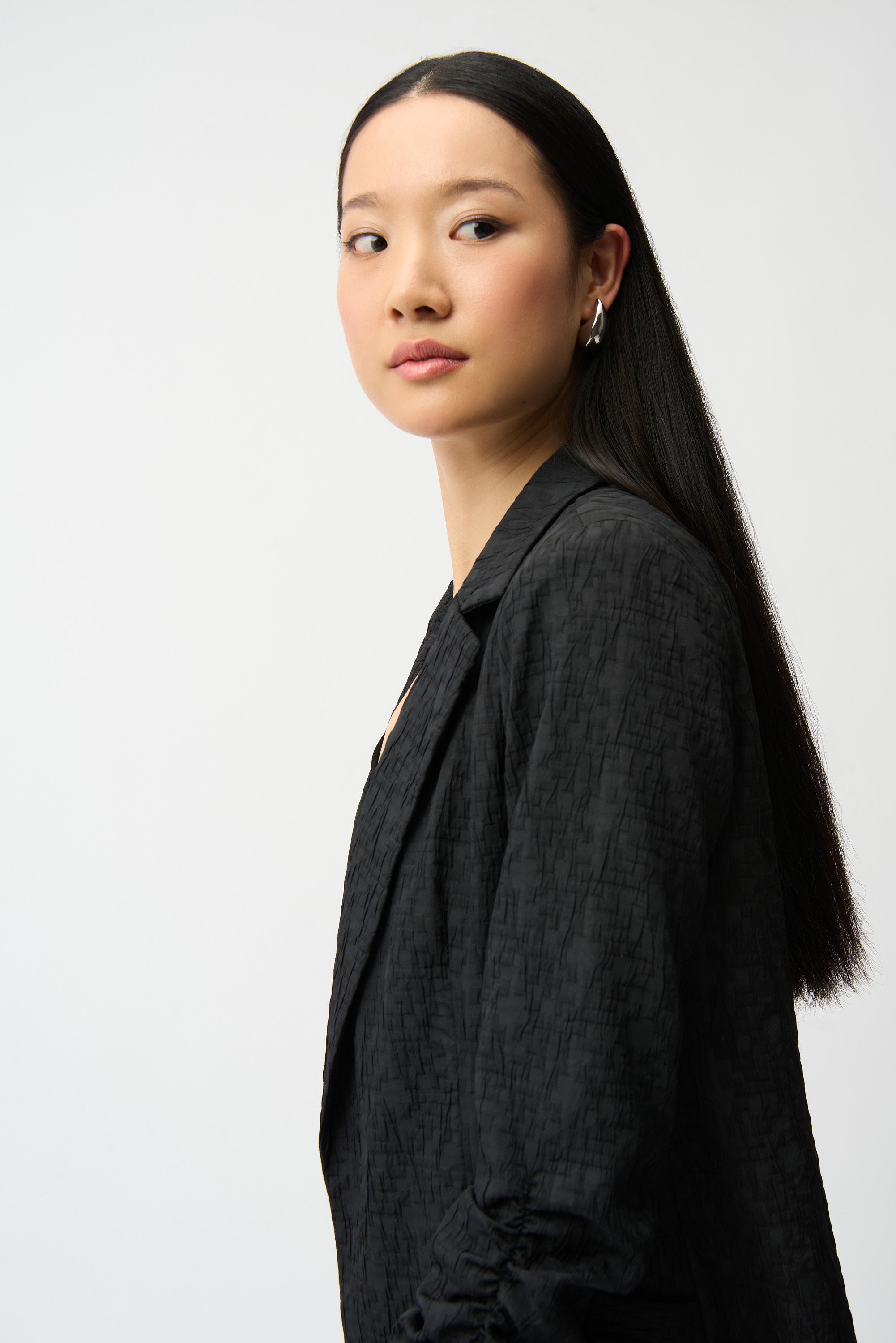 JOSEPH RIBKOFF BLACK BLAZER 242034S26-11 126