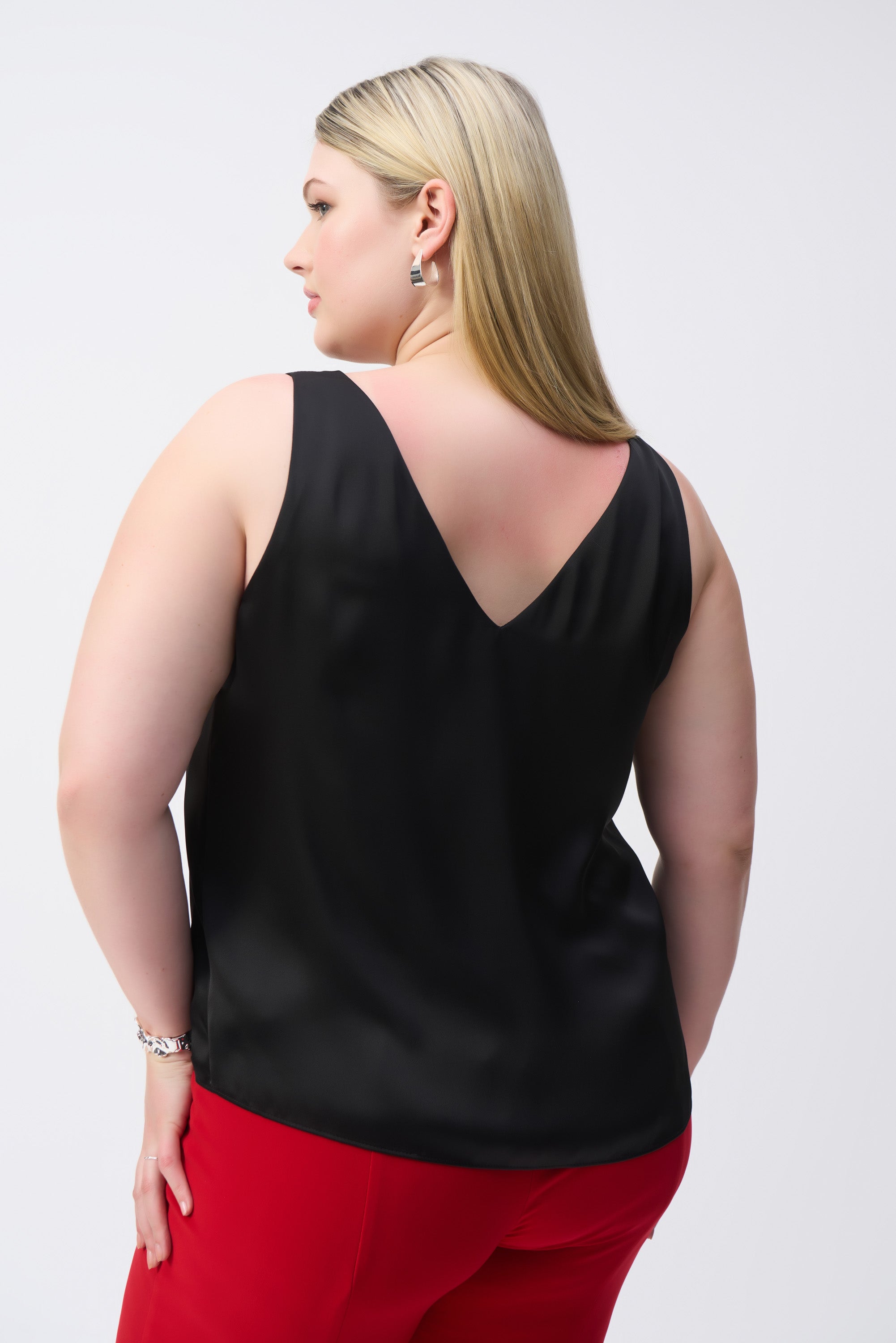 JOSEPH RIBKOFF BLACK TOP 243110 224