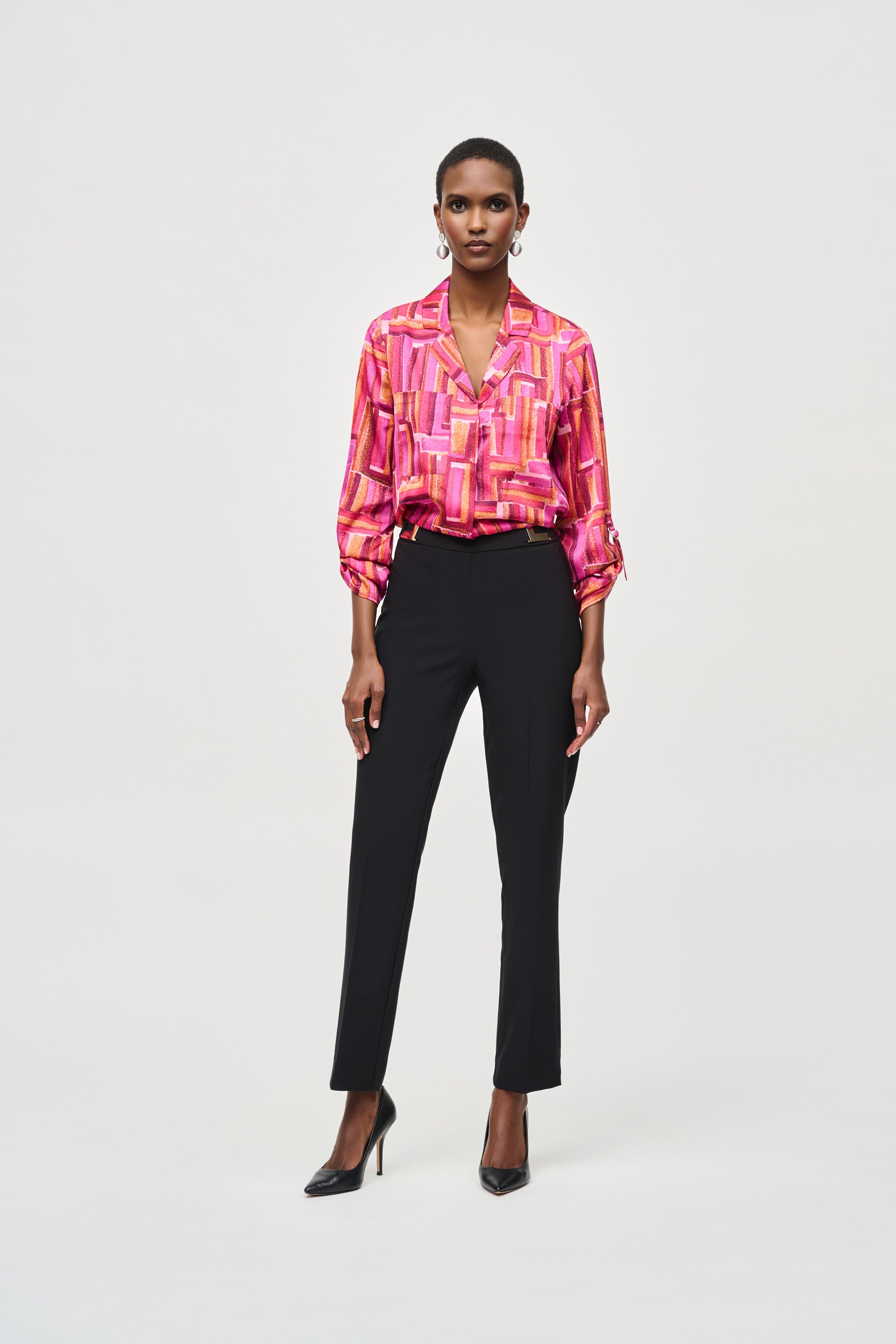 JOSEPH RIBKOFF BLACK TROUSERS 243145 224