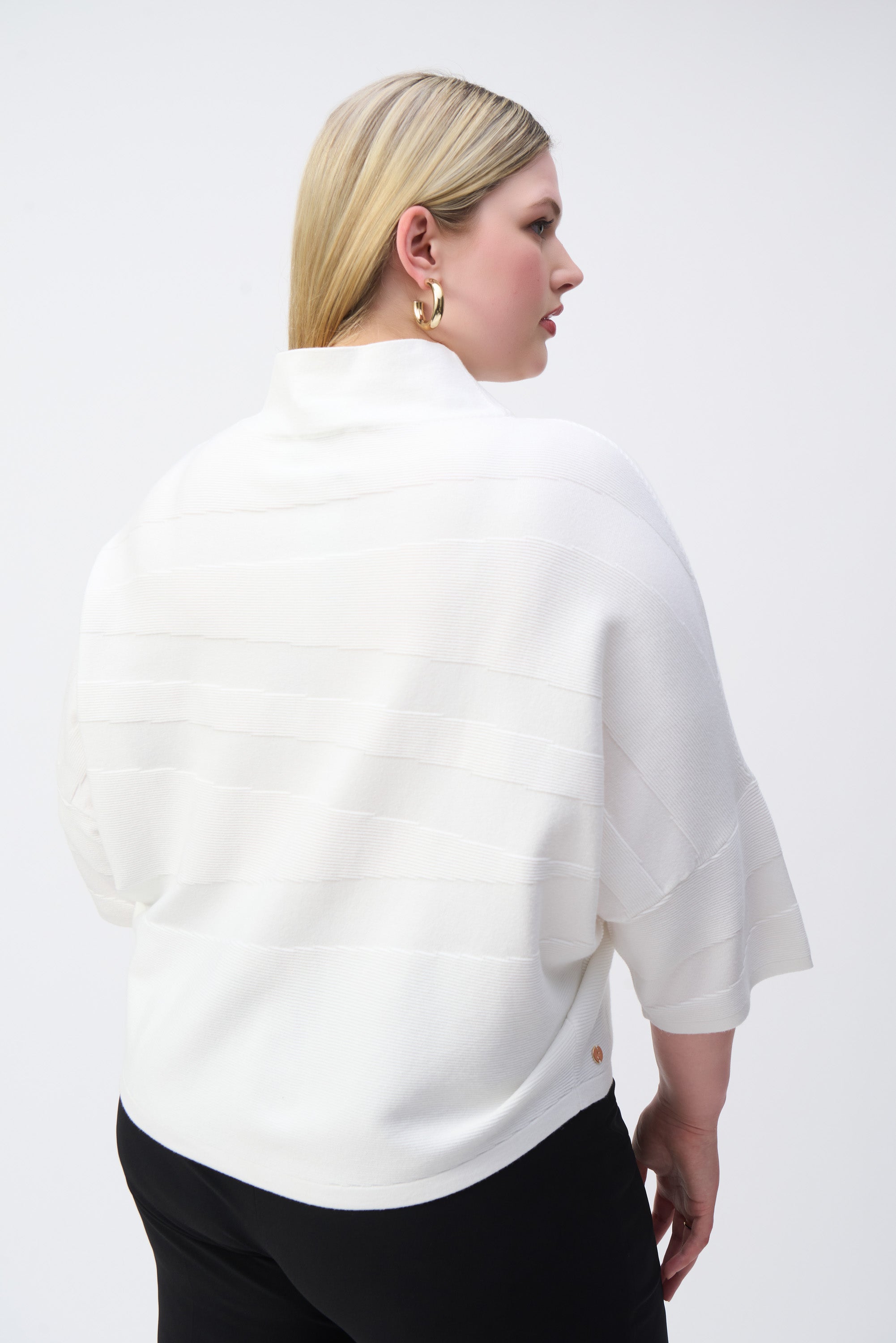 JOSEPH RIBKOFF WHITE TOP 243953 224