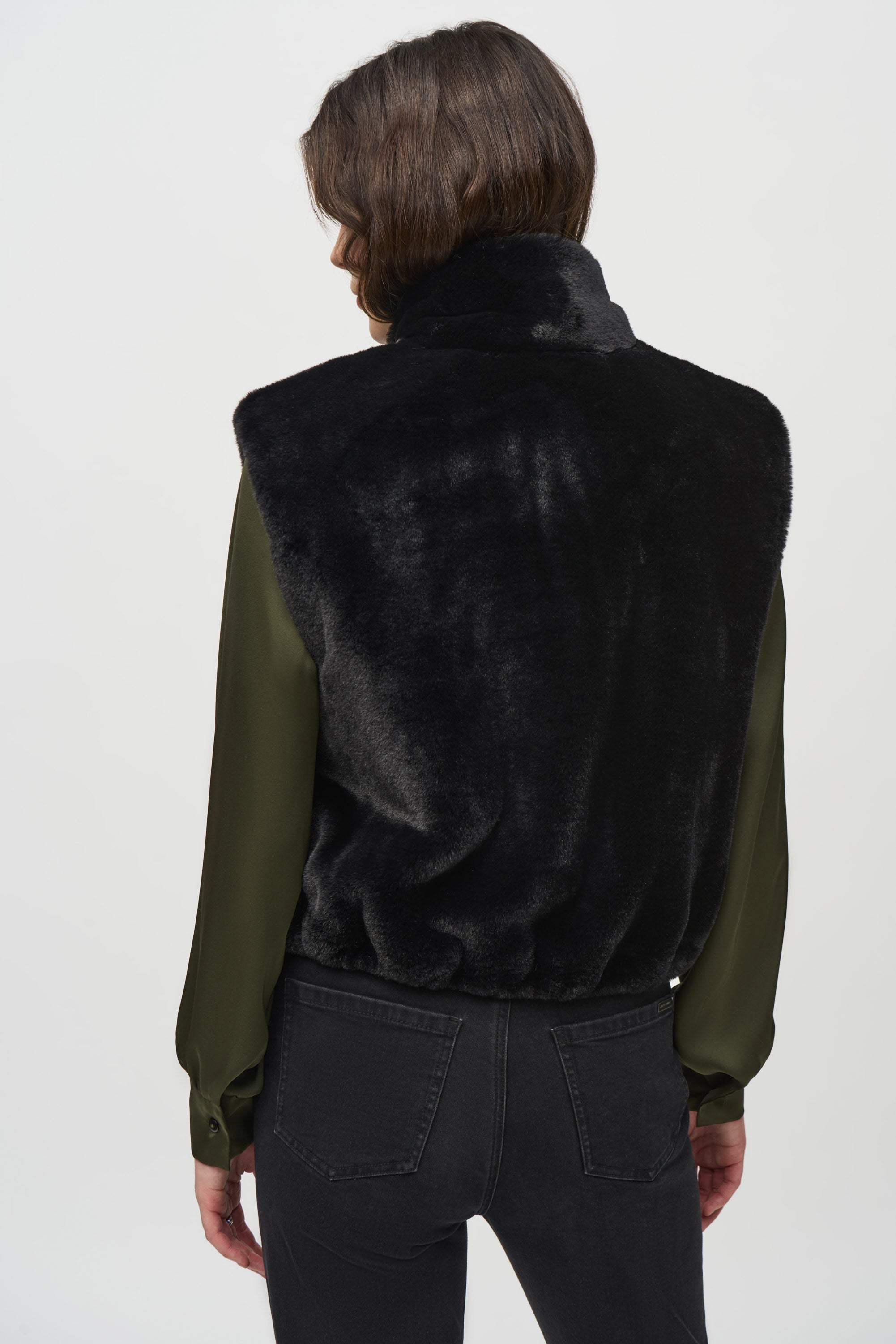 JOSEPH RIBKOFF BLACK FUR GILET 244919 224