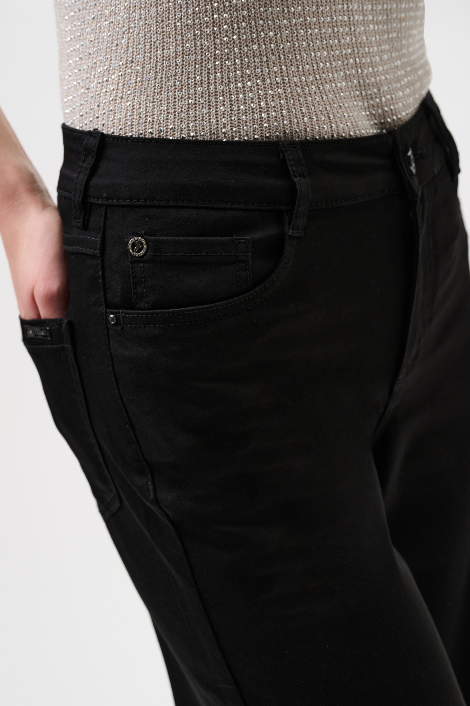 JOSEPH RIBKOFF GOLDIE BLACK JEANS 251968BCO-11 126