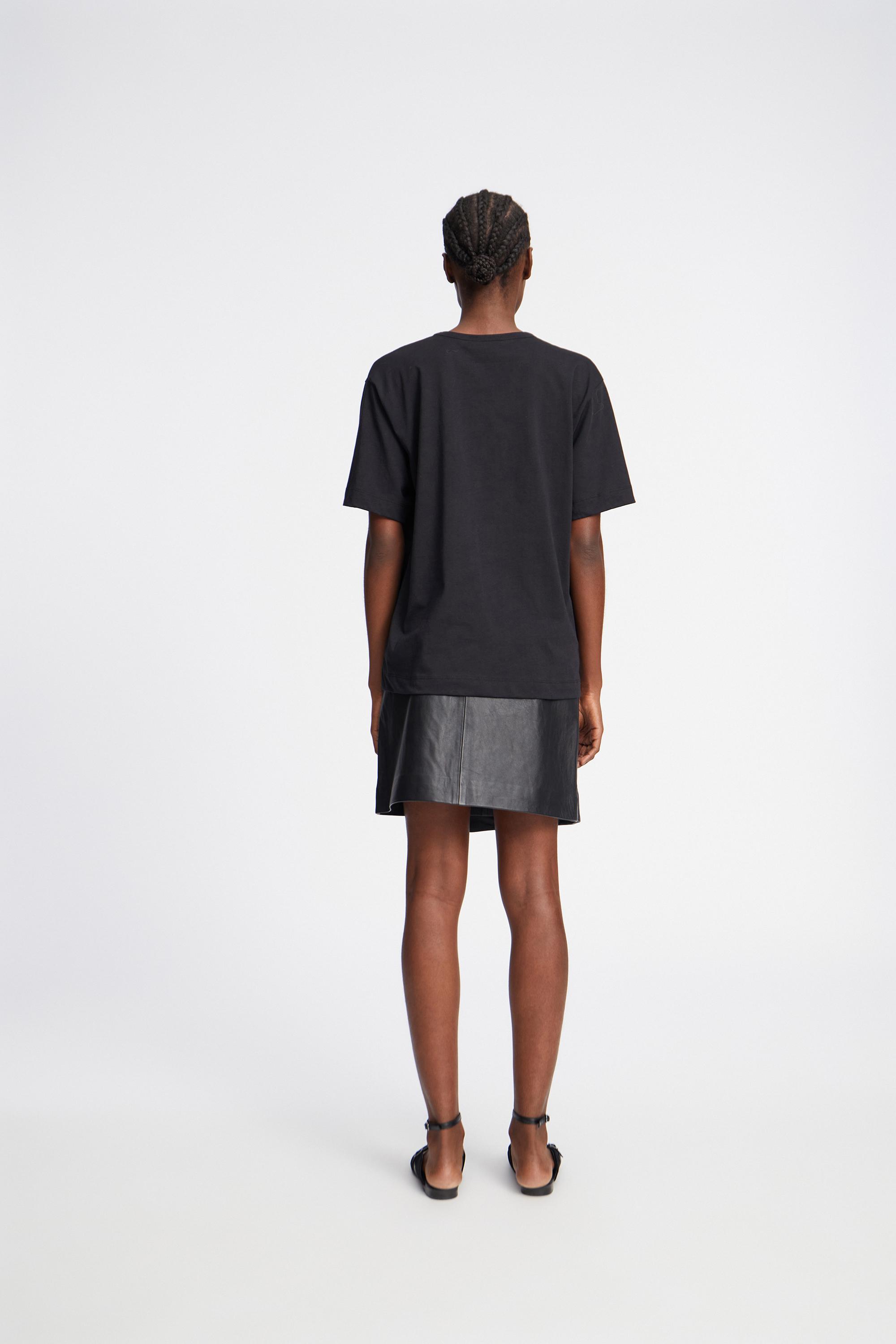 MUNTHE PRIZE BLACK TOP 225