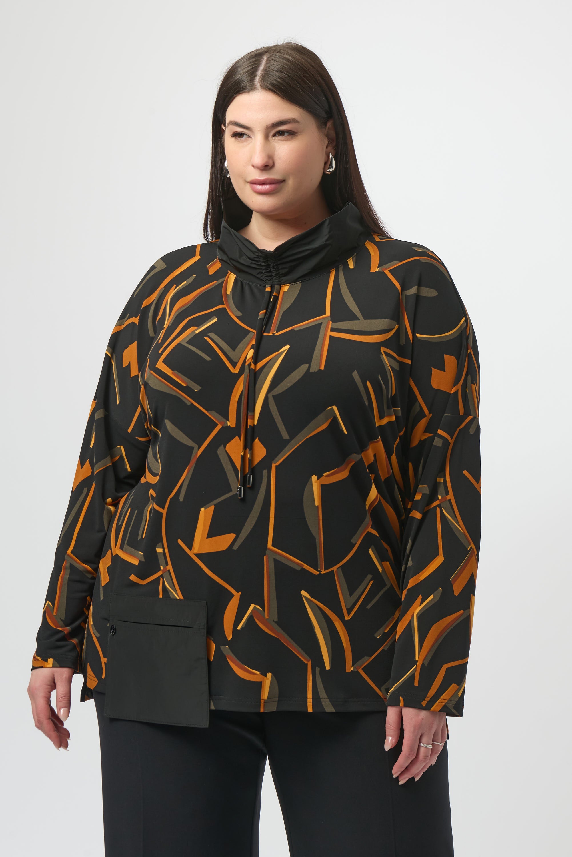 JOSEPH RIBKOFF BLACK PRINT TOP 253231 225