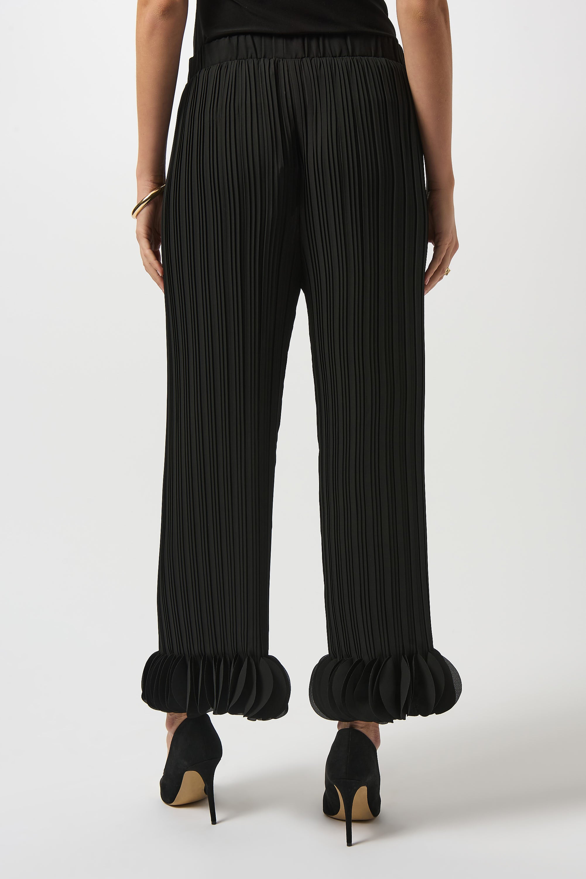 JOSEPH RIBKOFF BLACK PANT 253940-11 225