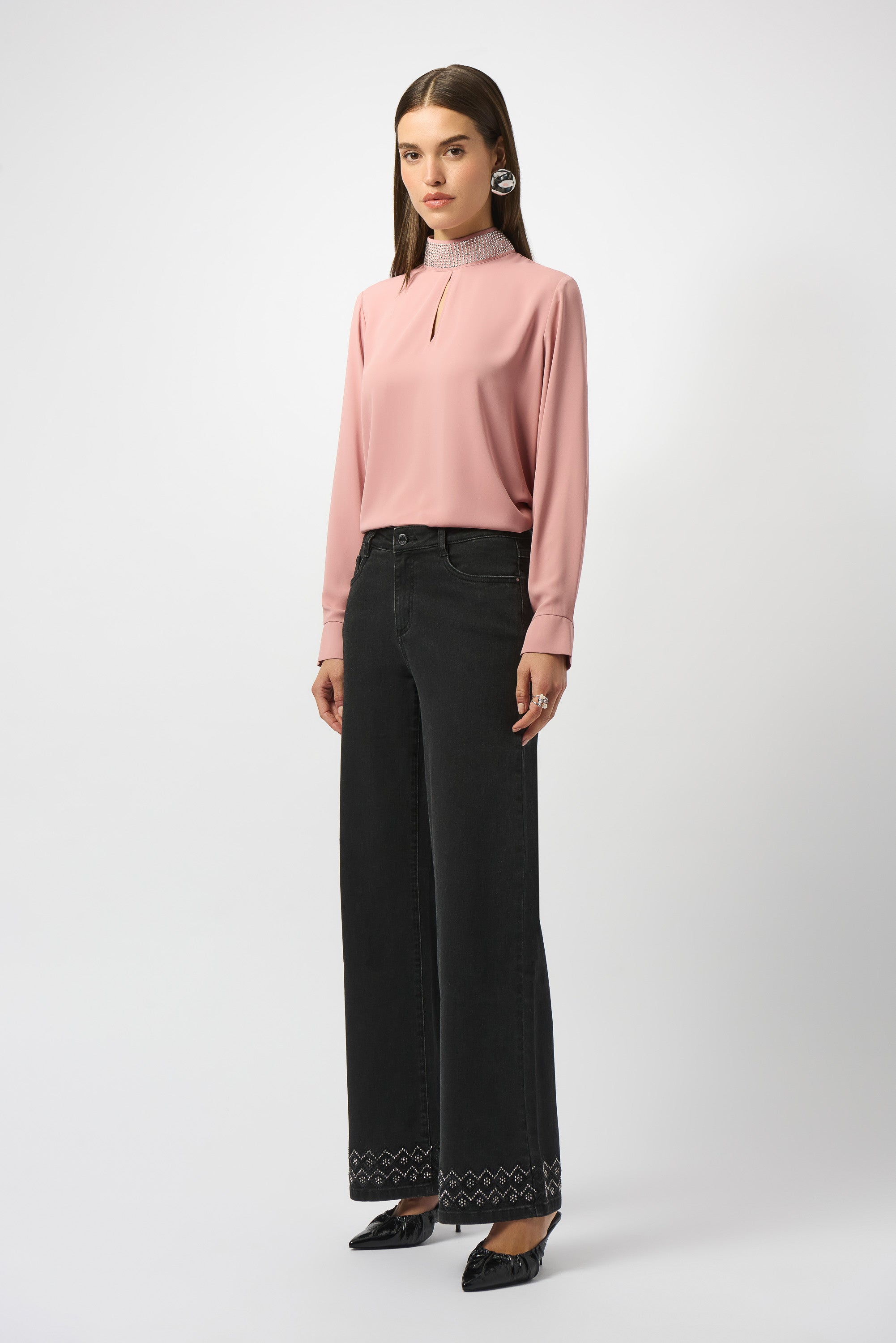 JOSEPH RIBKOFF BLACK EMBELLISHED JEANS 253988-2606-225