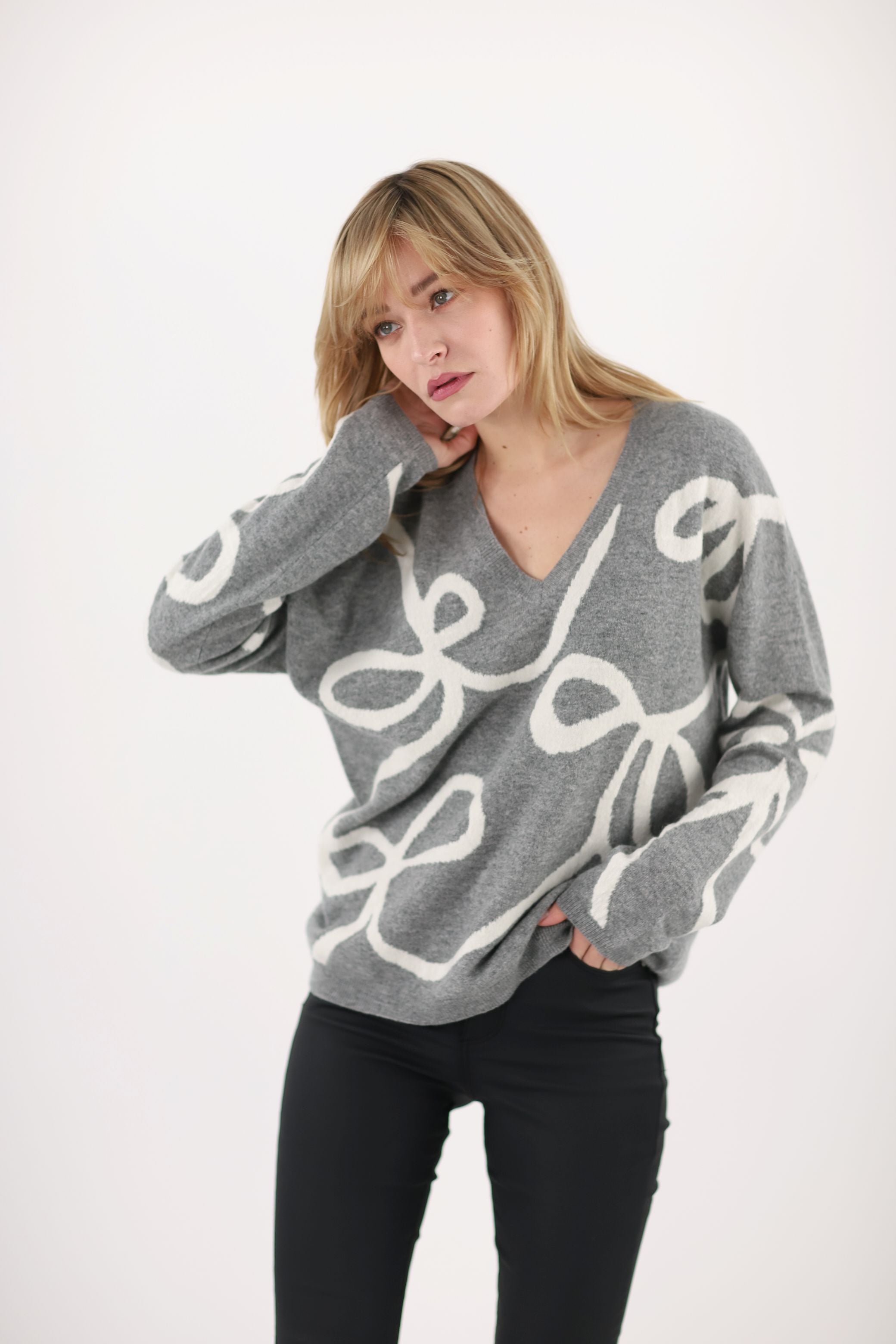 ESTHEME GREY BOW KNIT SWEATER 25BBSH04C 225