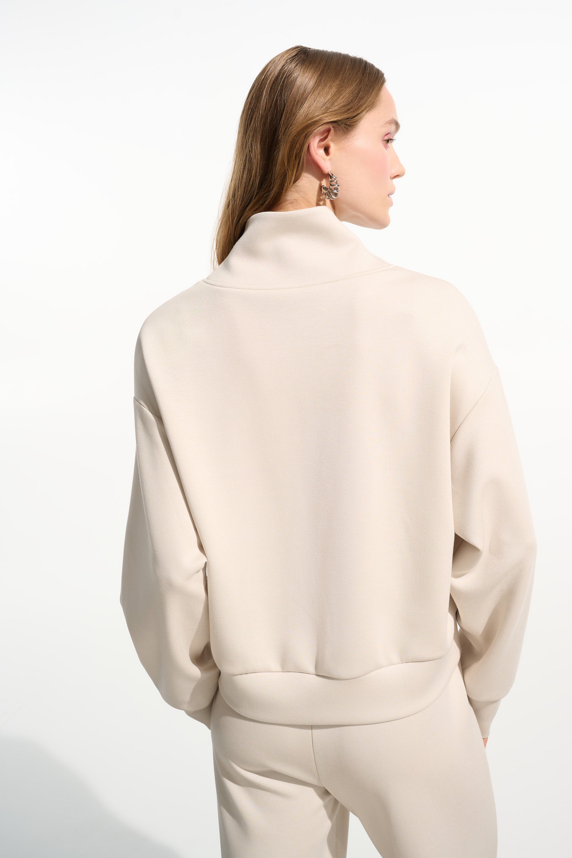 JOSEPH RIBKOFF JERSEY SWEATSHIRT CREAM 261610-3854 126