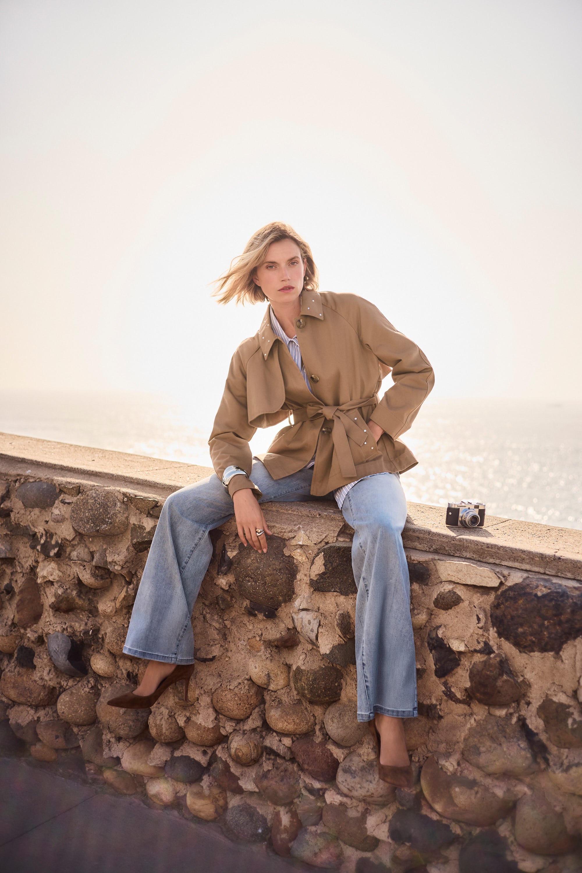 JOSEPH RIBKOFF BEIGE COAT 261907-3852 126