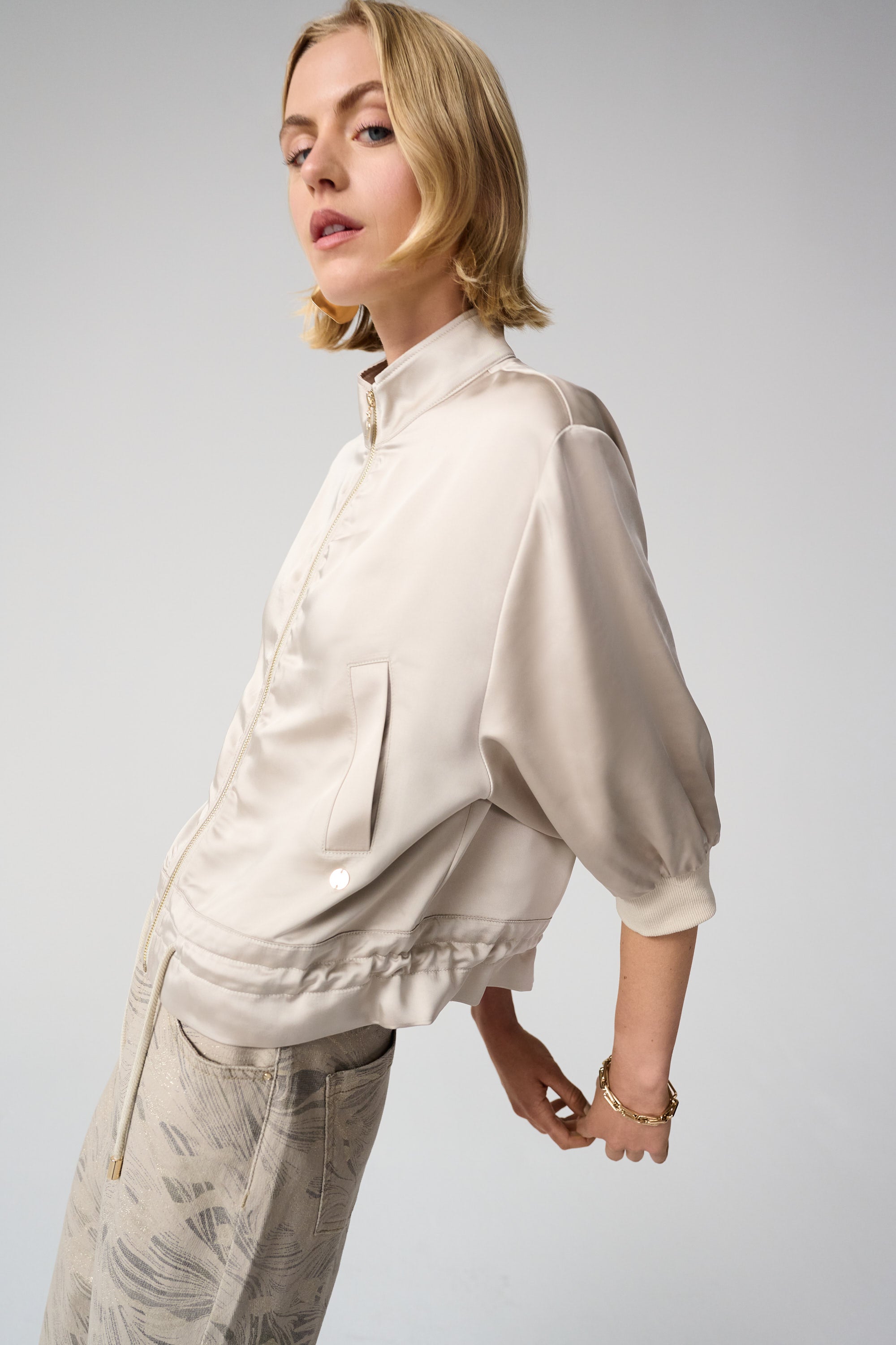 JOSEPH RIBKOFF BEIGE SATIN JACKET 261913 126
