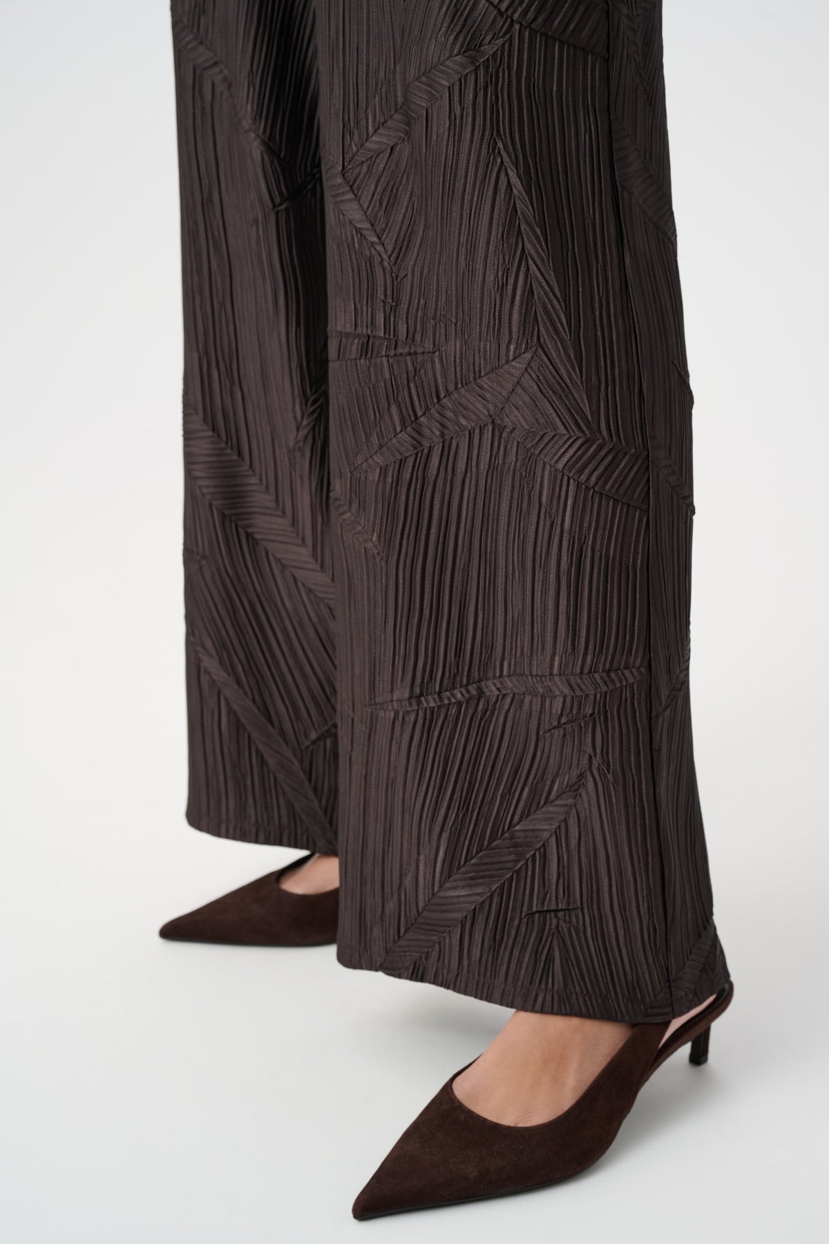 JOSEPH RIBKOFF BROWN TROUSERS 263052 3799 226
