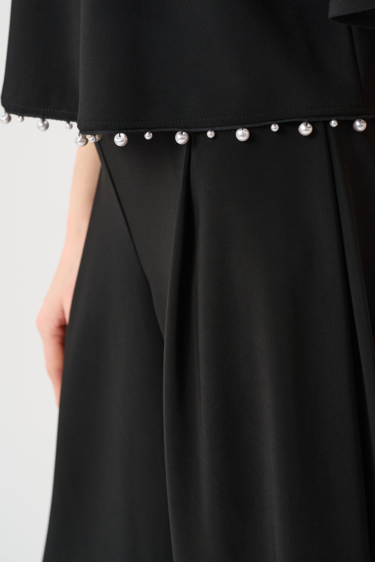 JOSEPH RIBKOFF BLACK TOP 263116 11 226