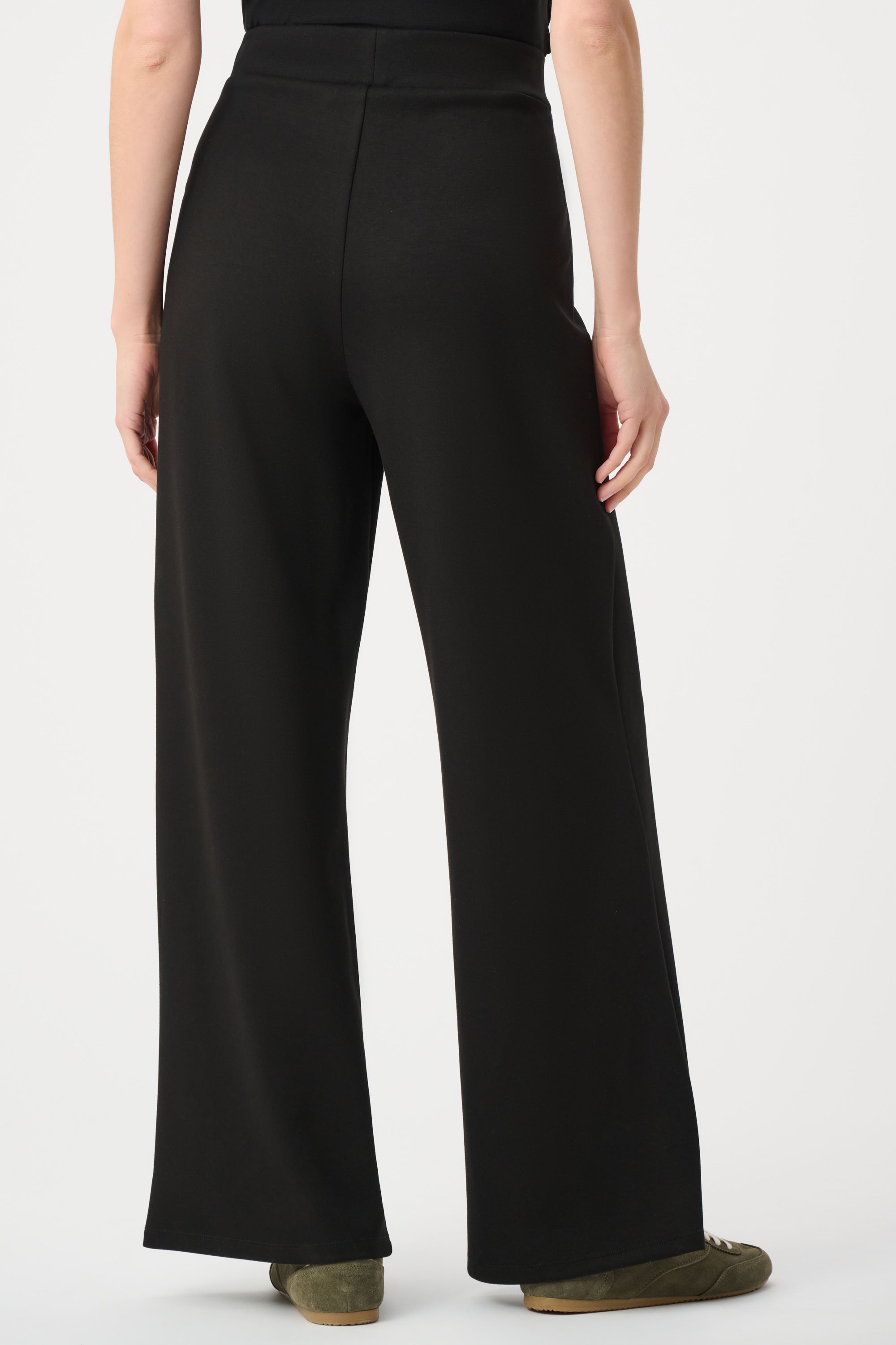 JOSEPH RIBKOFF BLACK PANT 263612 11 226