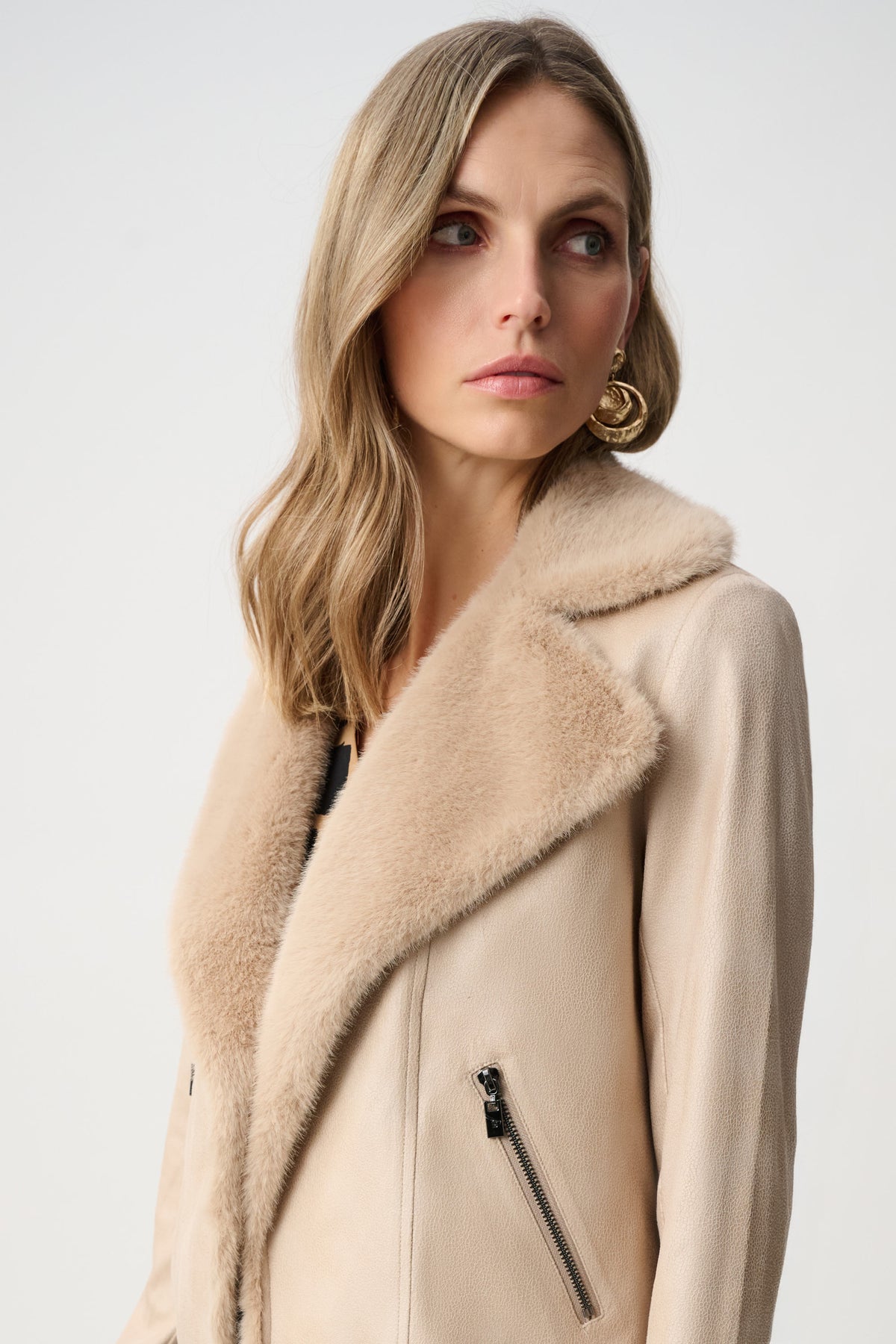 JOSEPH RIBKOFF BEIGE JACKET 263909 4547 226