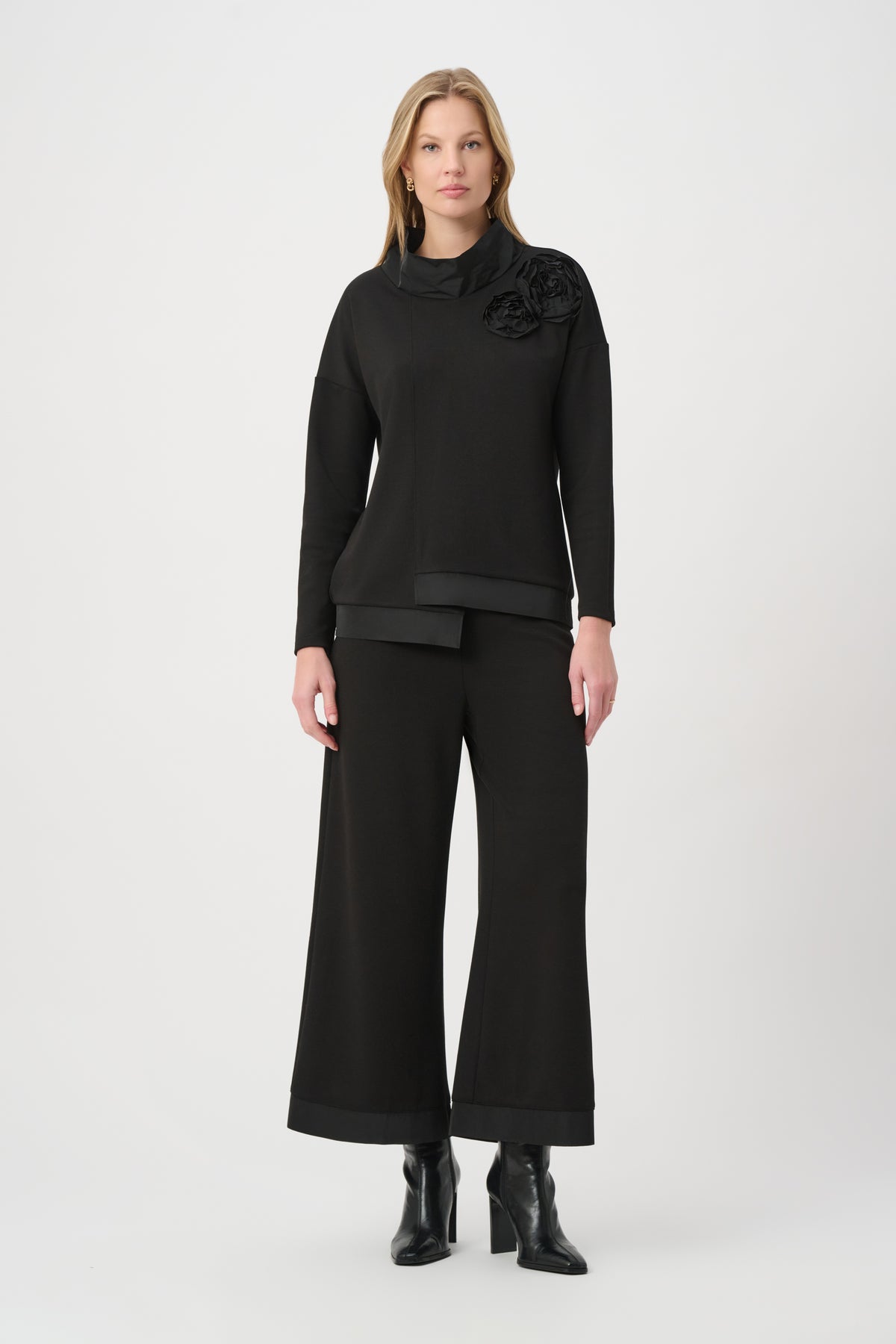 JOSEPH RIBKOFF BLACK TUNIC 264120 11 226