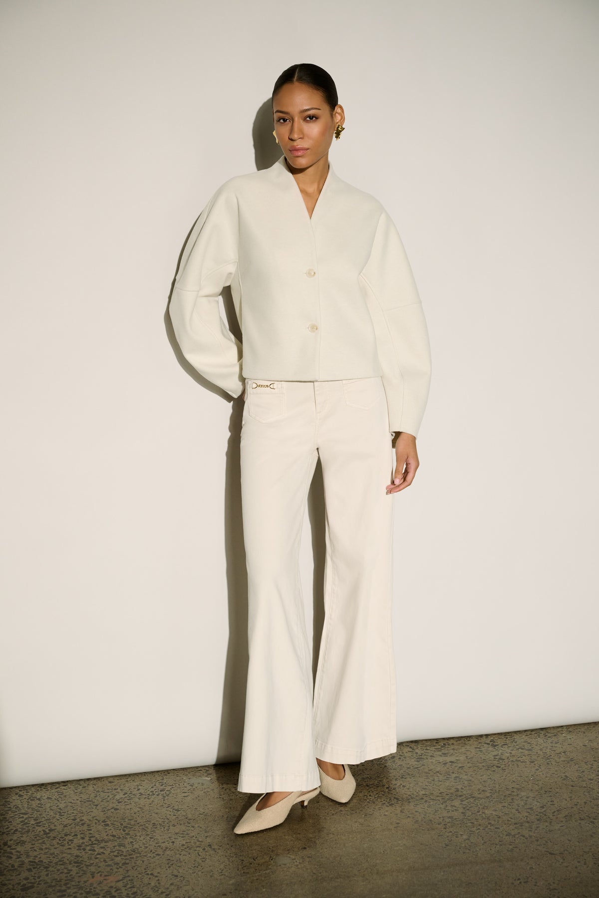JOSEPH RIBKOFF CREAM DENIM PALAZZO JEAN 264912 4457 226