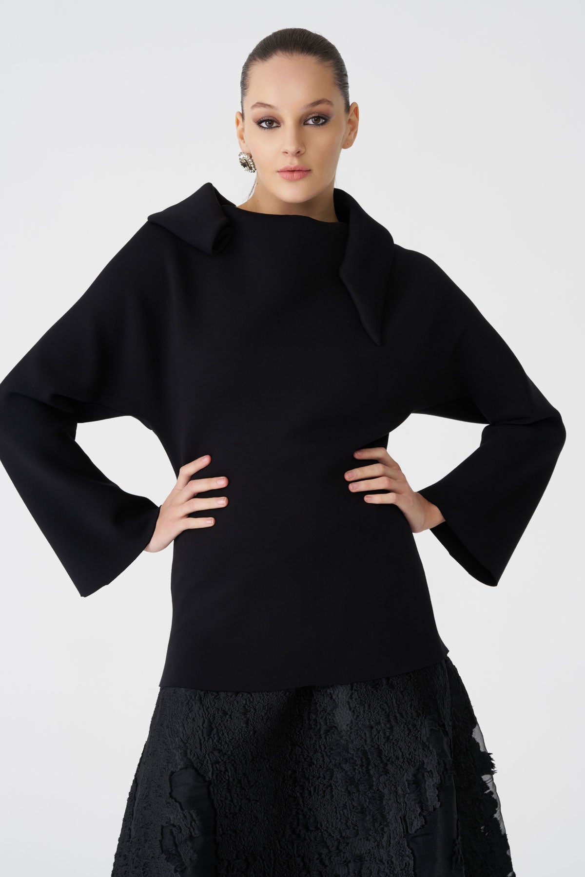 BIZE BLACK COLLAR TOP BC4070 226