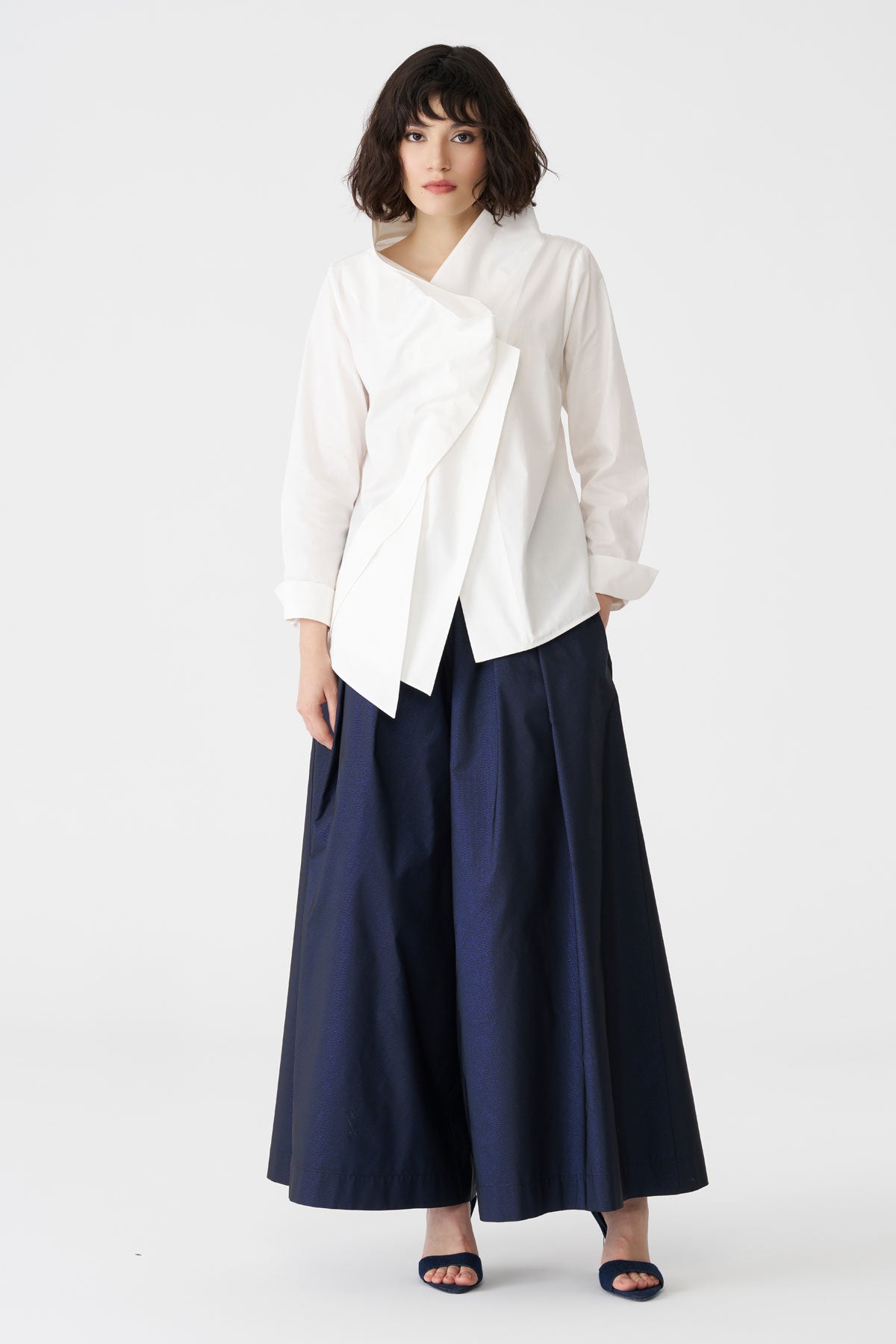 BIZE WHITE BLOUSE BZ411 226