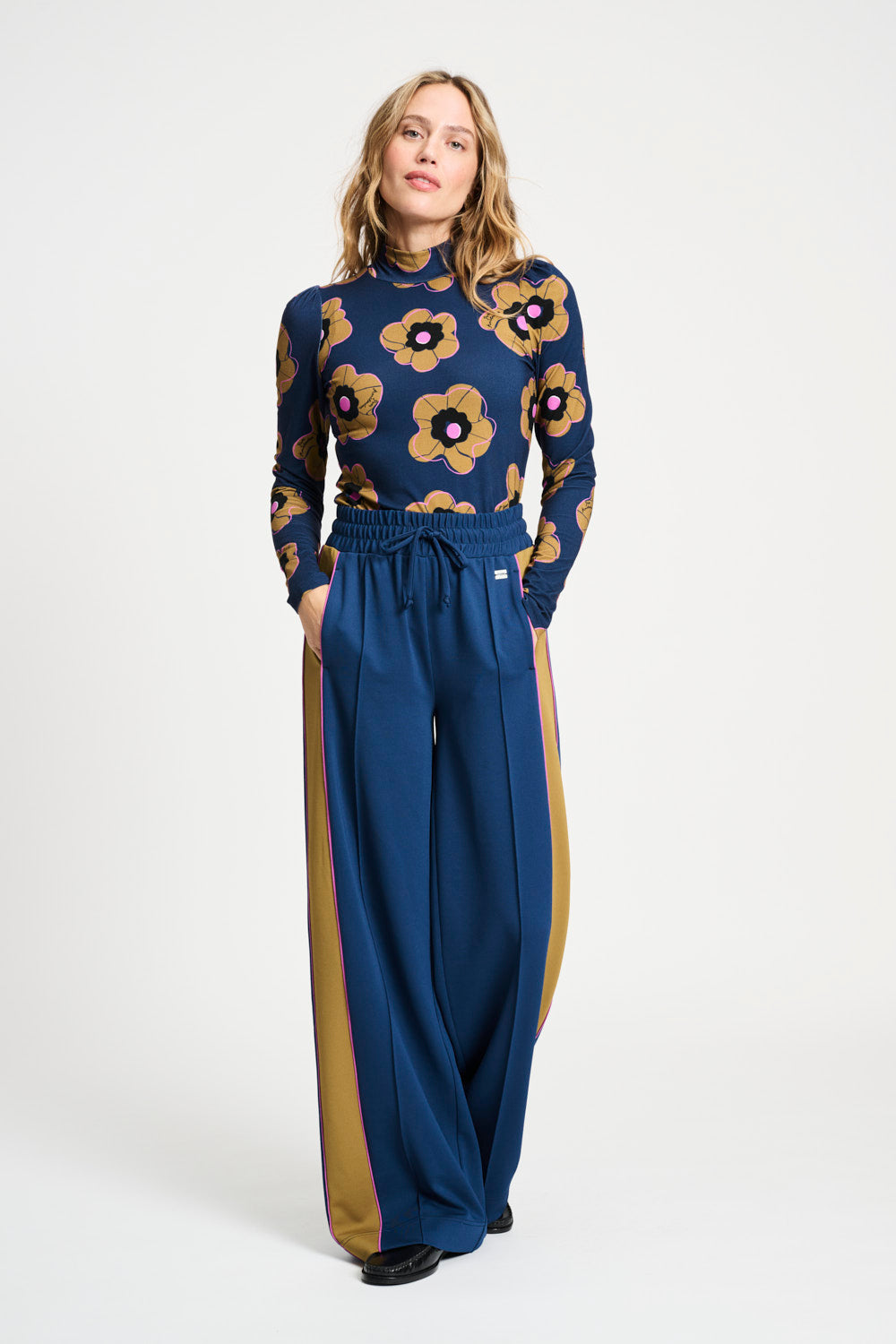 POM TURTLENECK - FLEURS PARFAITES SP9253 225