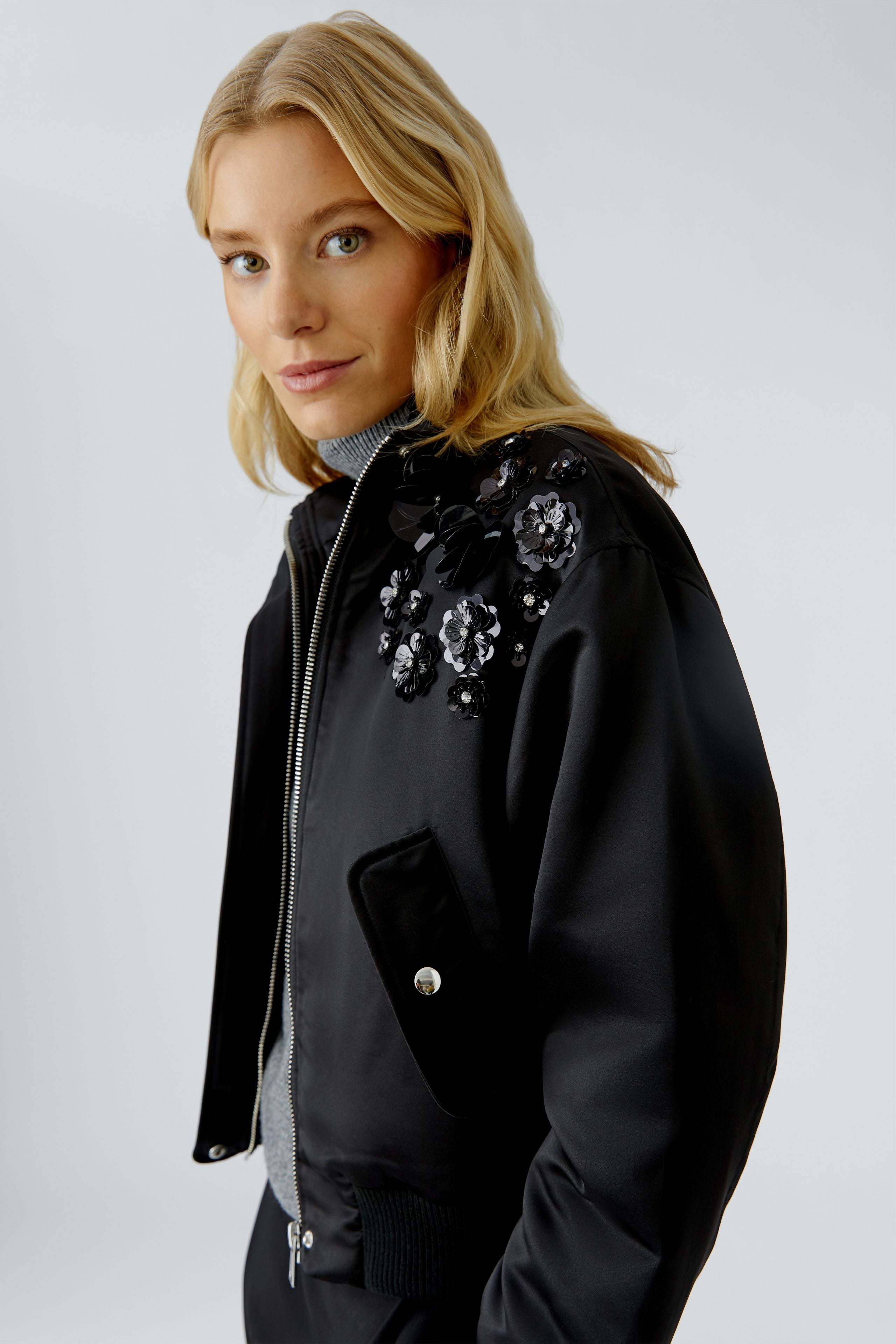 OUI BLACK EMBELLISHED JACKET 94820 225