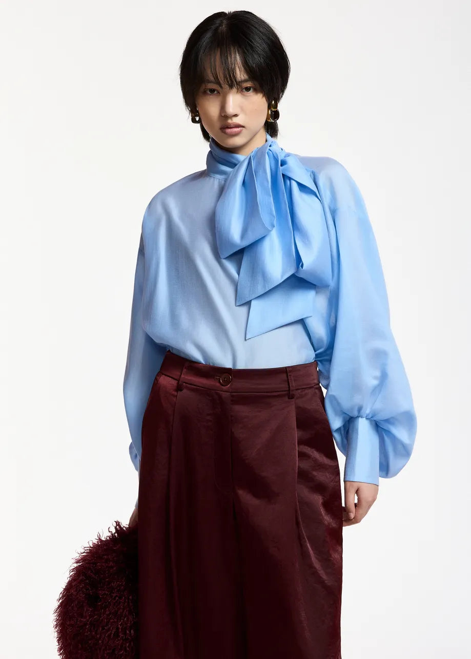 ESSENTIEL ANTWERP BLUE KARISMATIC PUSSY BOW TIE TOP 226