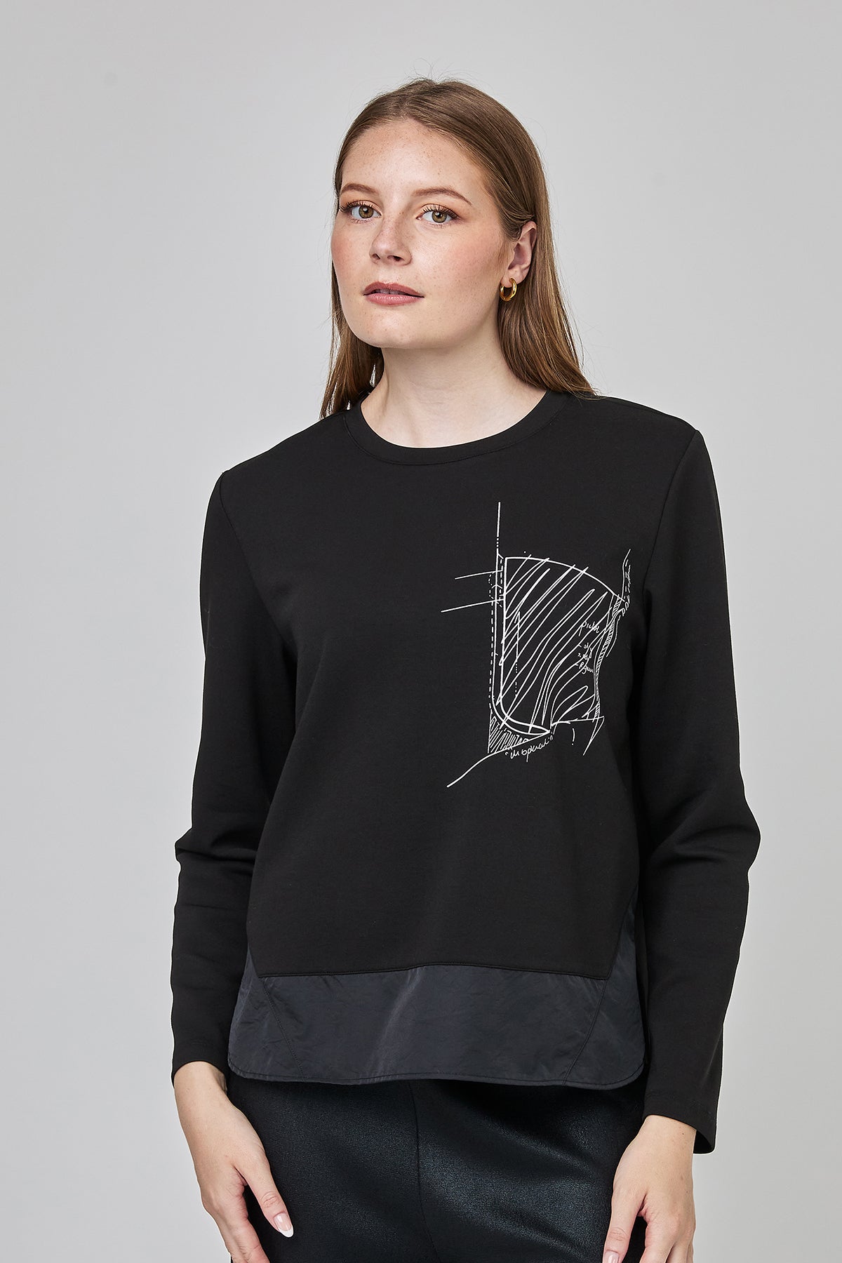 UCHUU BLACK POCKET SWEATSHIRT CF25 308 225