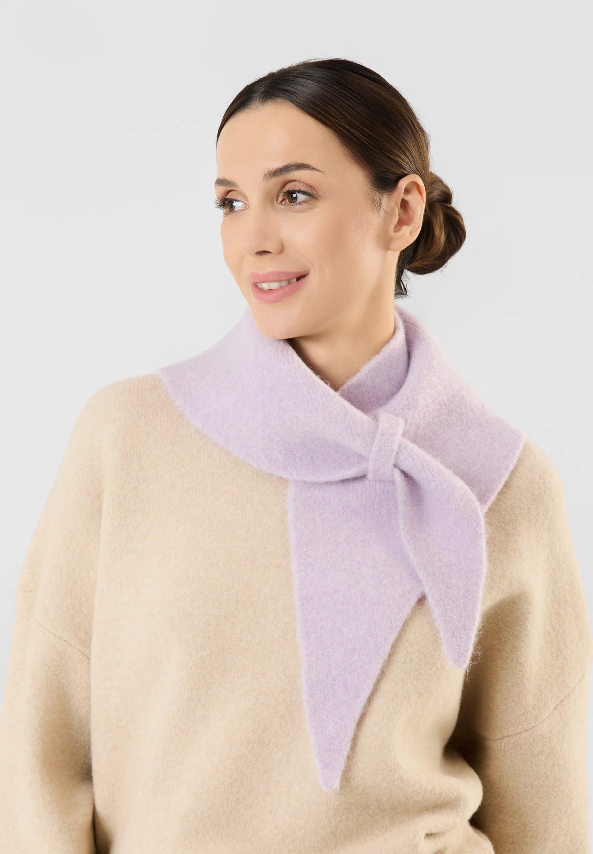 codello purple solid triangle scarf