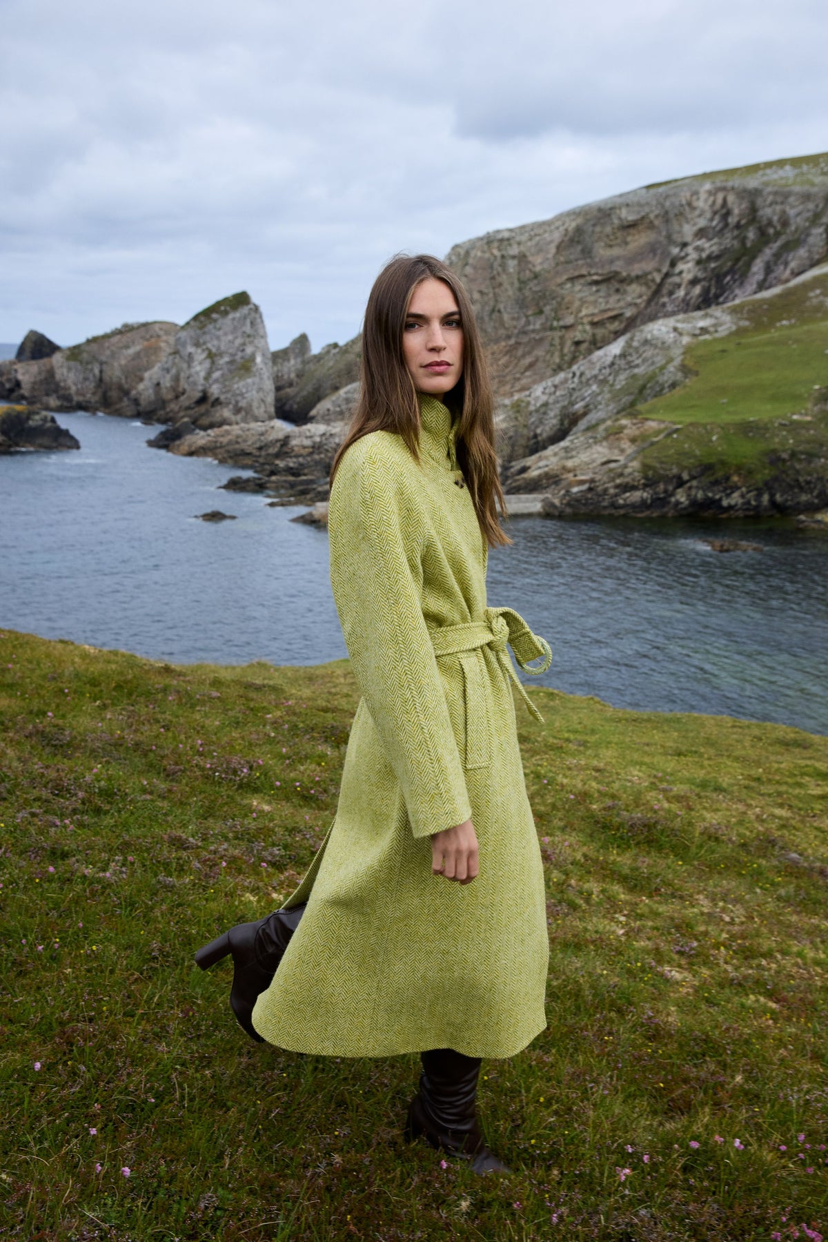 TRIONA GREEN COAT CADHLA 01 226