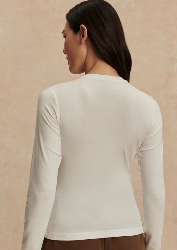 VARLEY WHITE EDNA LONG SLEEVE FITTED T-SHIRT 226