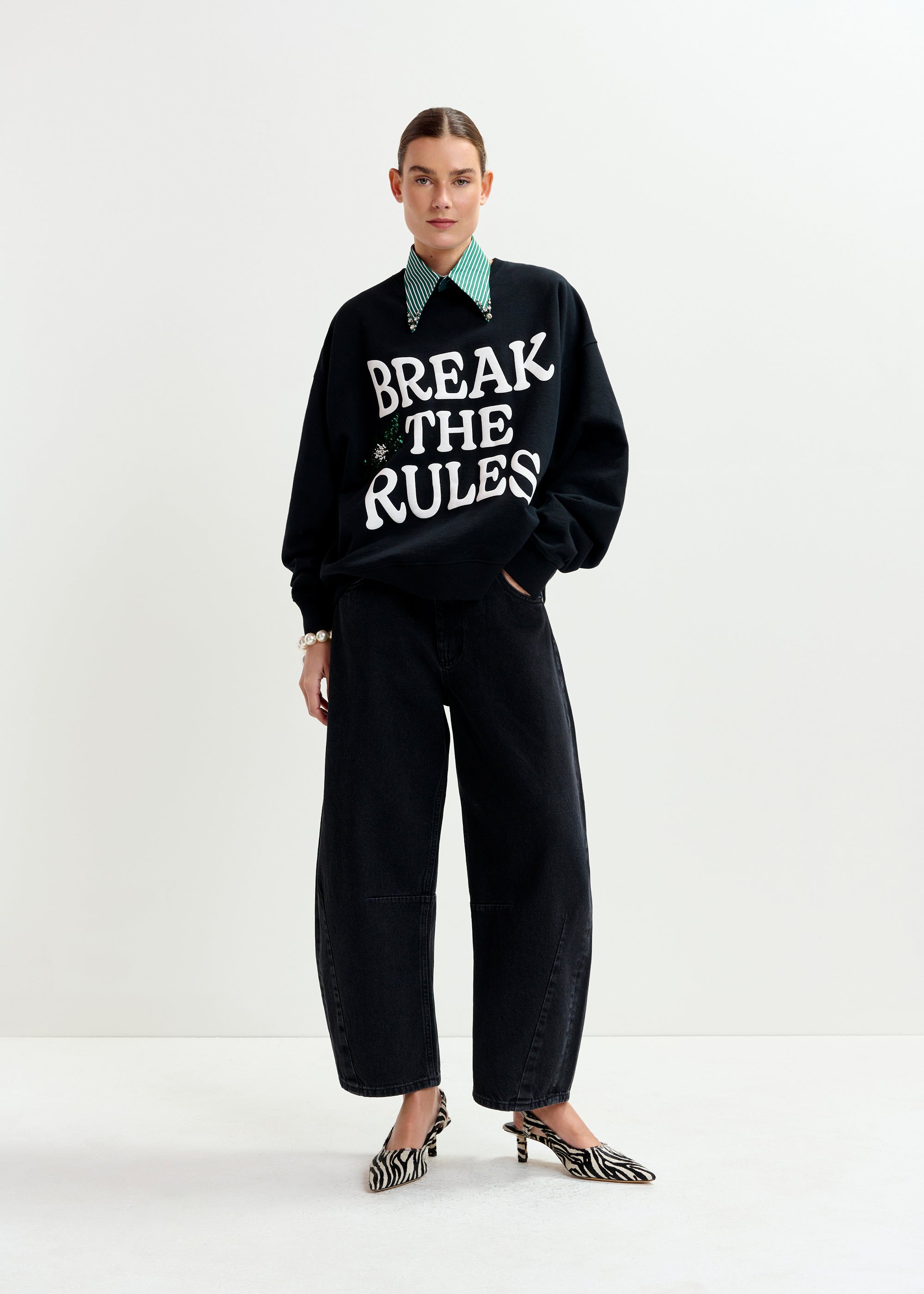 ESSENTIEL ANTWERP INTERSTELLAR BLACK JEANS MACBEES