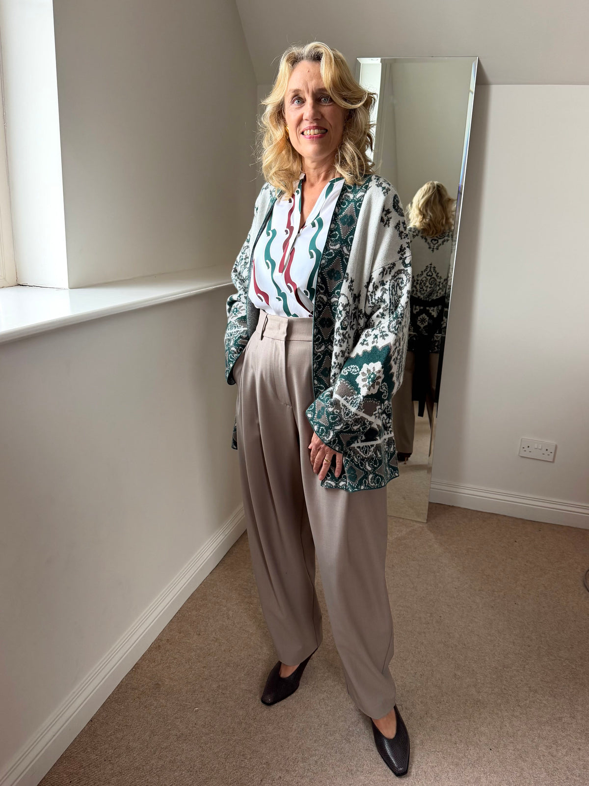 HERZENS ANGELEGENHEIT FOREST GREEN BELTED COAT 1225 263211 226 Shop Macbees Killarney Wool and Cashmere blend paisley coatigan