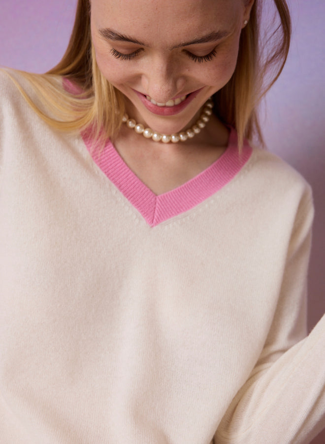 ABSOLUTE V NECK CONTRAST TRIM KNIT ISLA 126