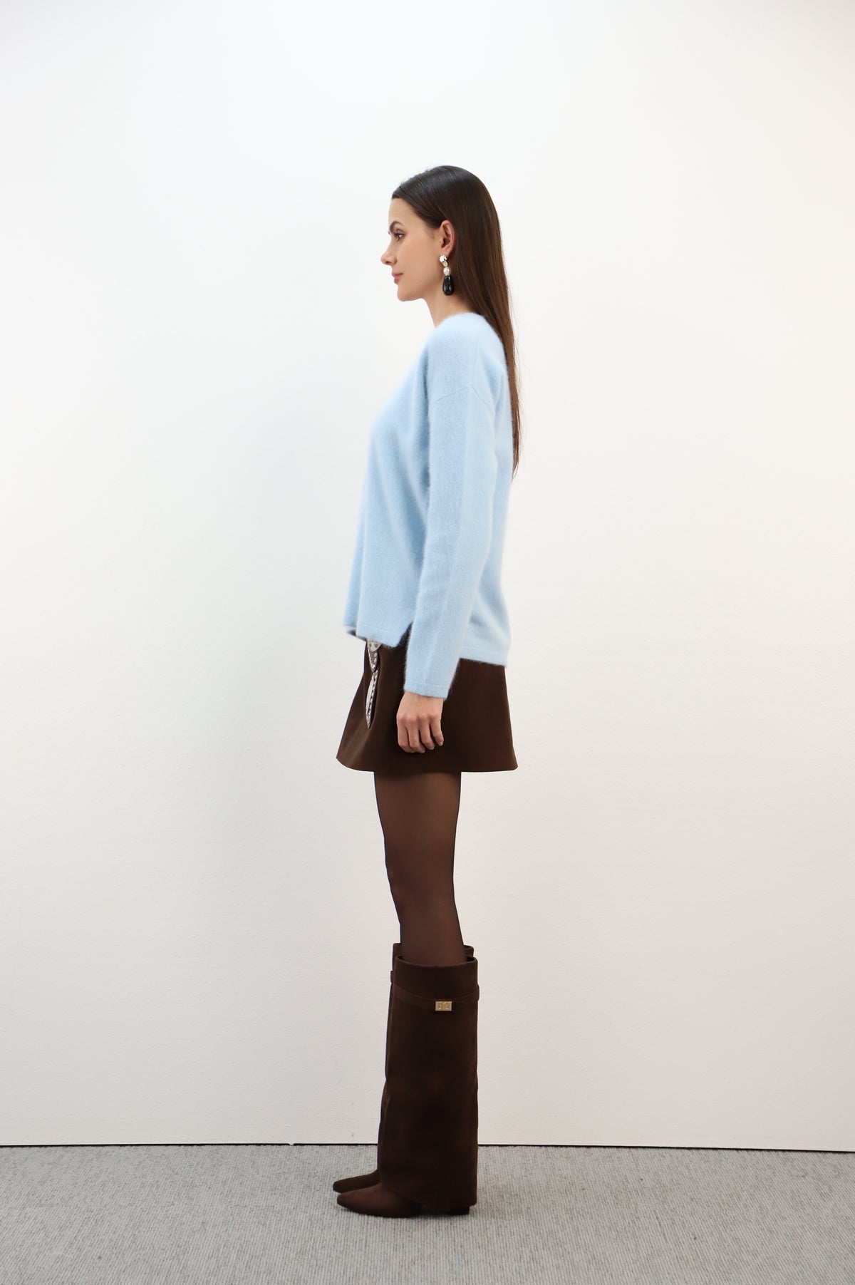 ESTHEME BLUE V-NECK OVERSIZED SWEATSHIRT WES26A83R 226