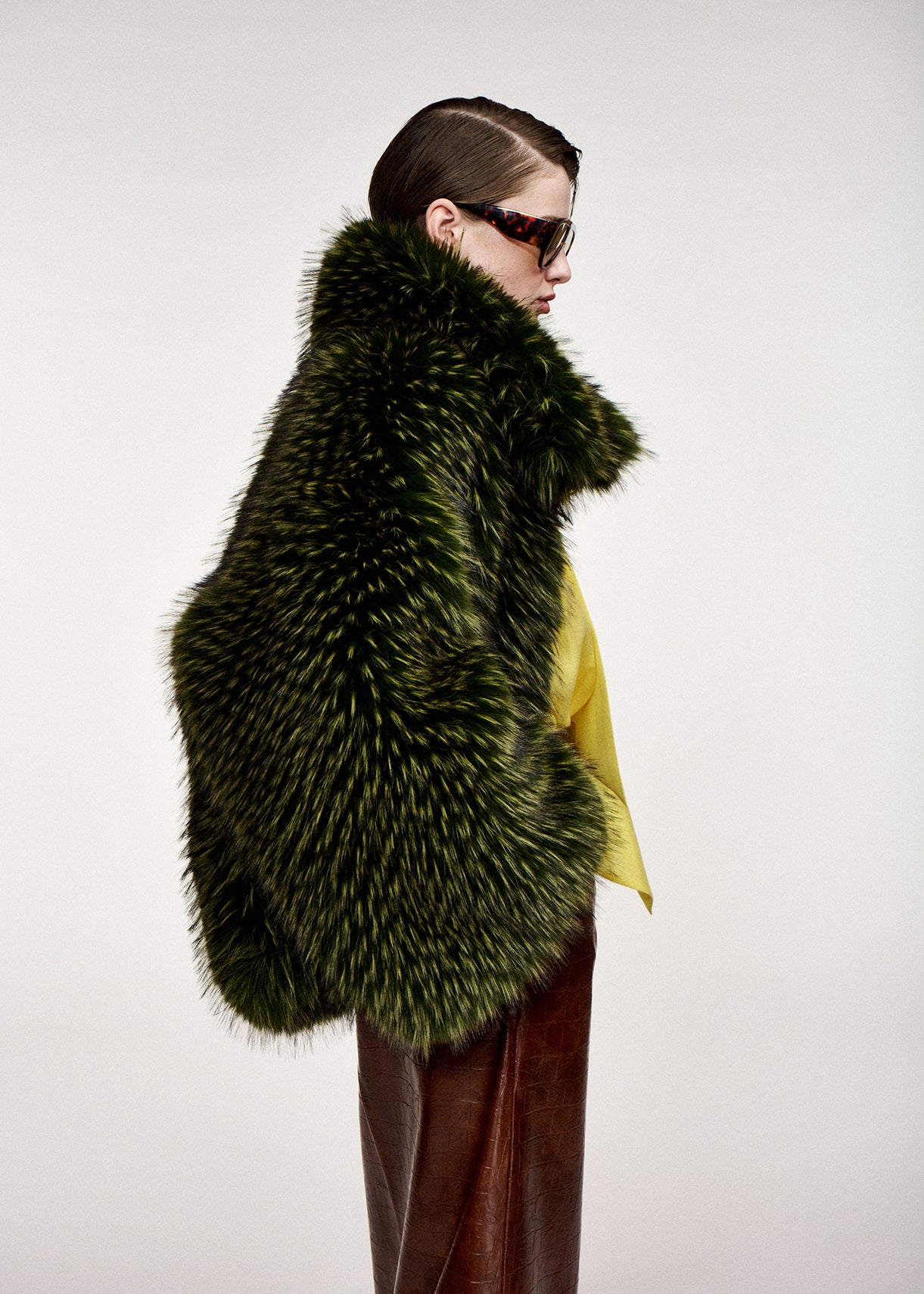 ESSENTIEL ANTWERP GREEN KASTANJE FAUX FUR COAT 226