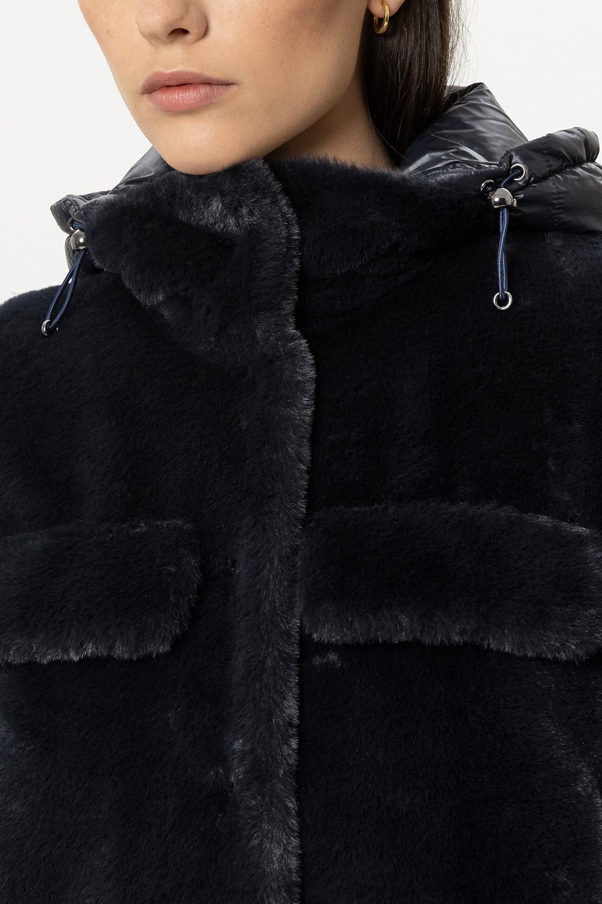 448455 luisa cerano navy fur gilet