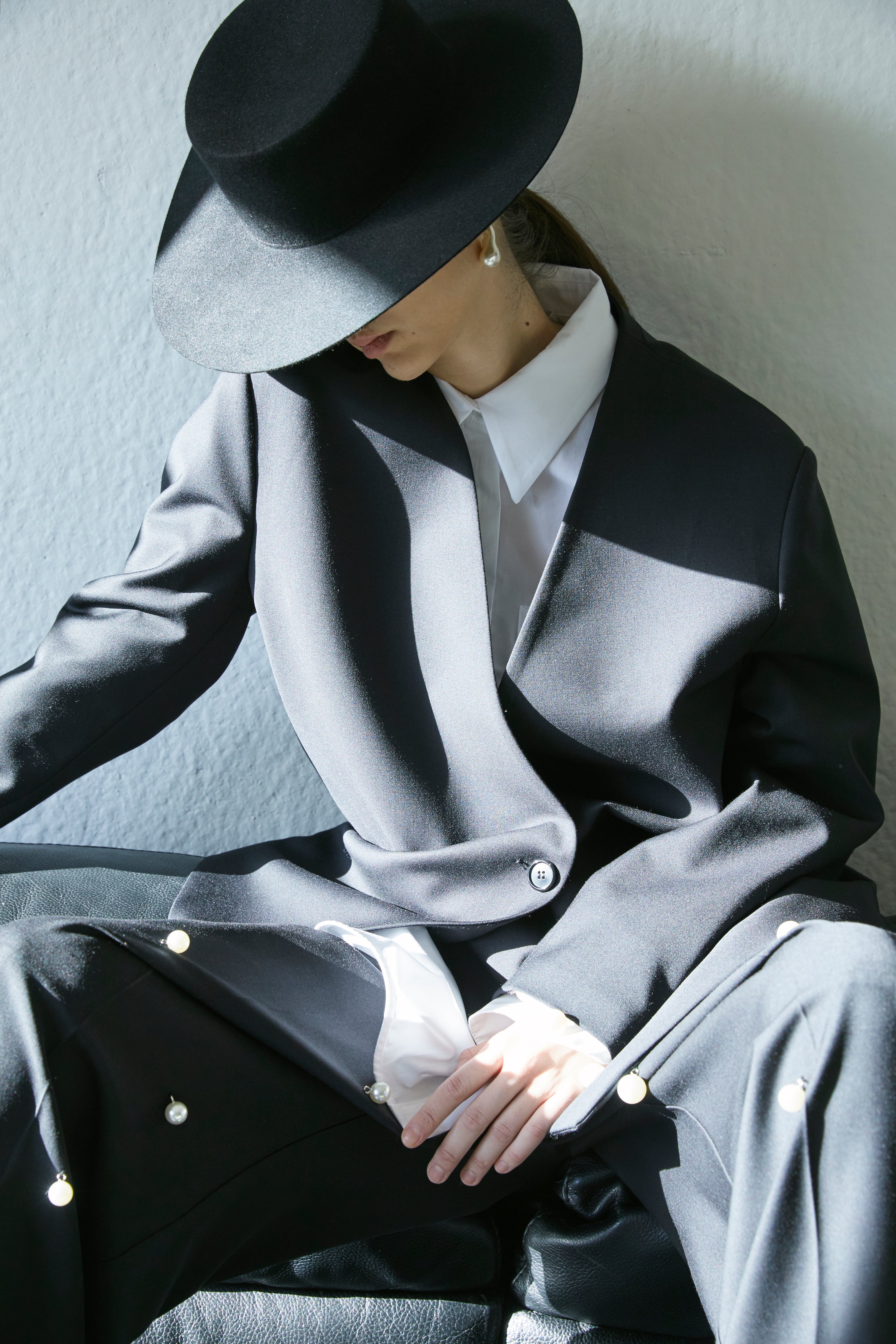 MEIMEIJ BLACK OVERSIZED PEARL JACKET M5IH01 225