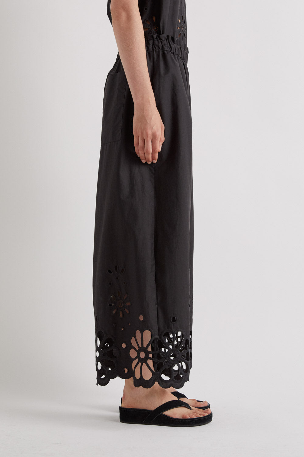 MEIMEIJ  BLACE LACE TRIM TROUSERS M6EAA2 126