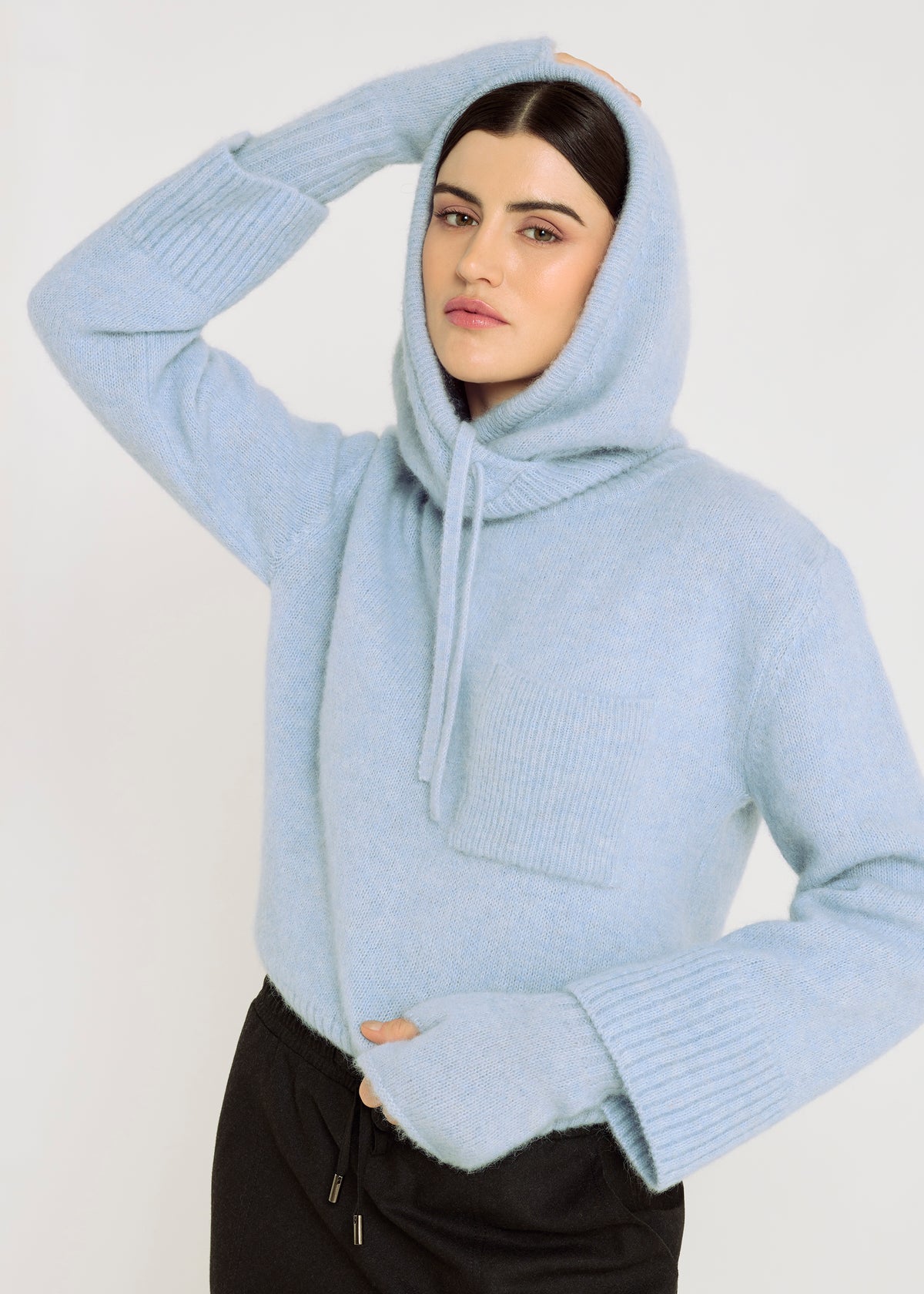 HANA SAN Blue Hat CAPUCHA 226