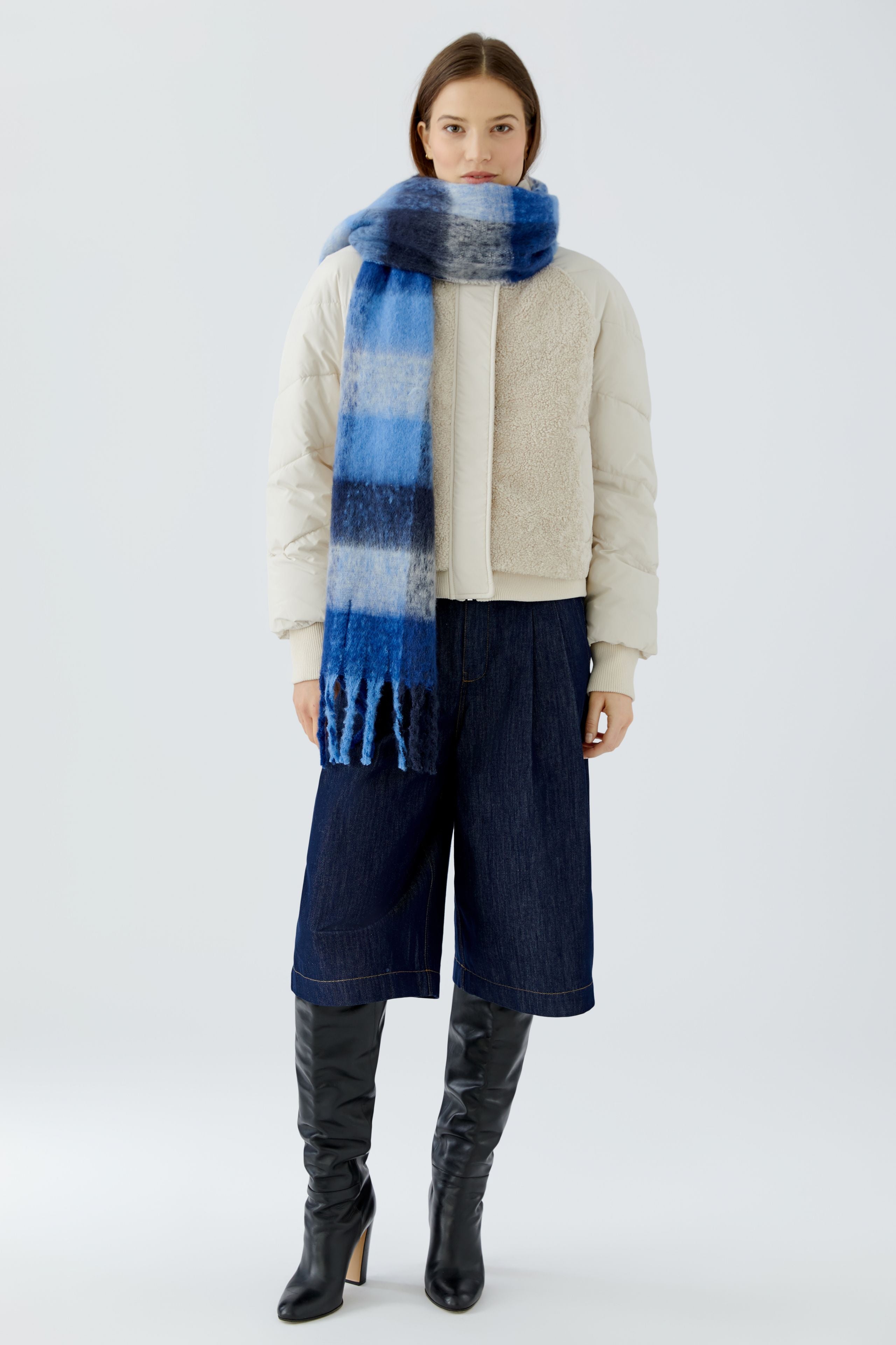 oui blue scarf 99117 0545