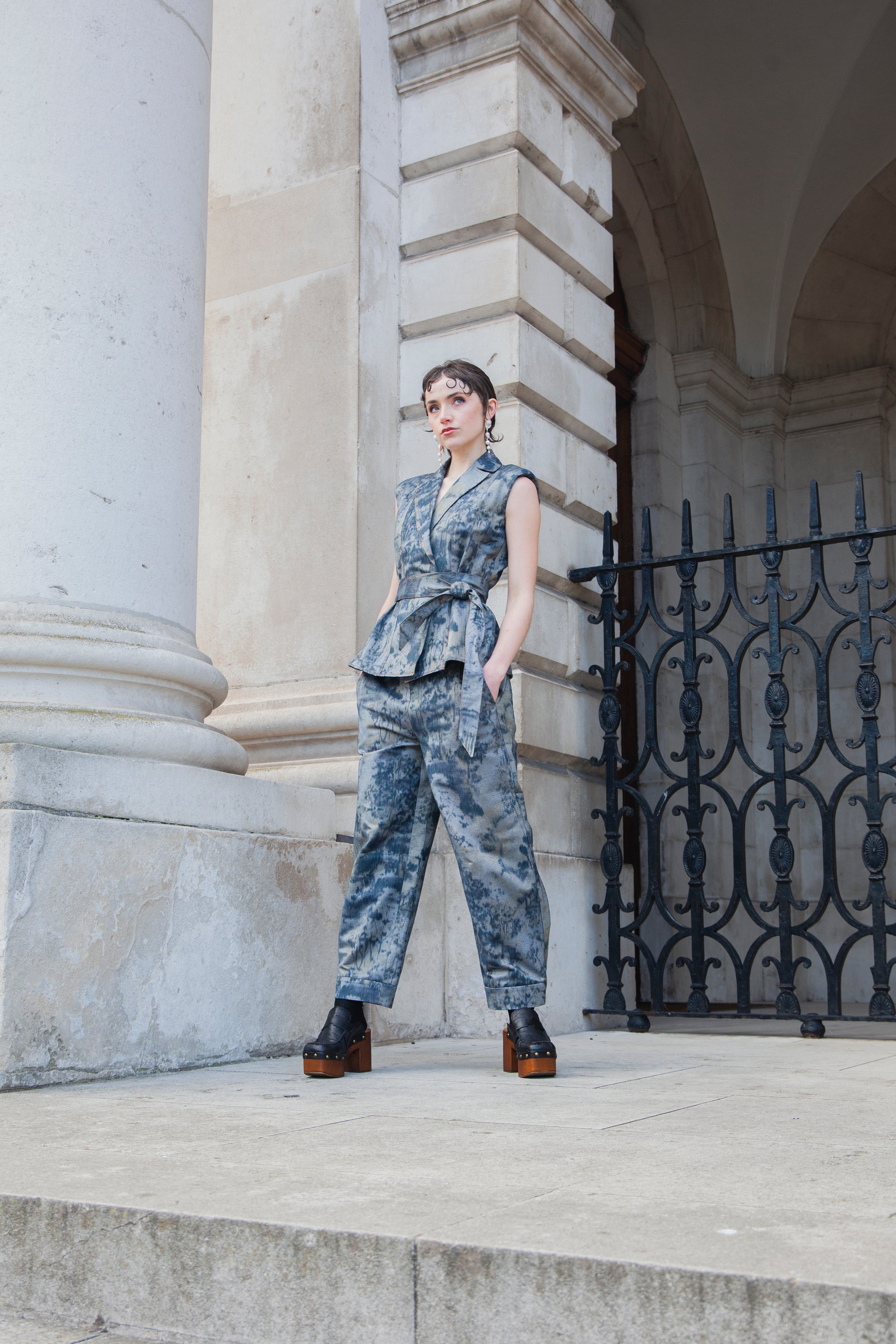 AOIFE LIFESTYLE - BARREL DENIM COUTURE PANT ANTIQUE WHITE & COLONY BLUE-BCP 126