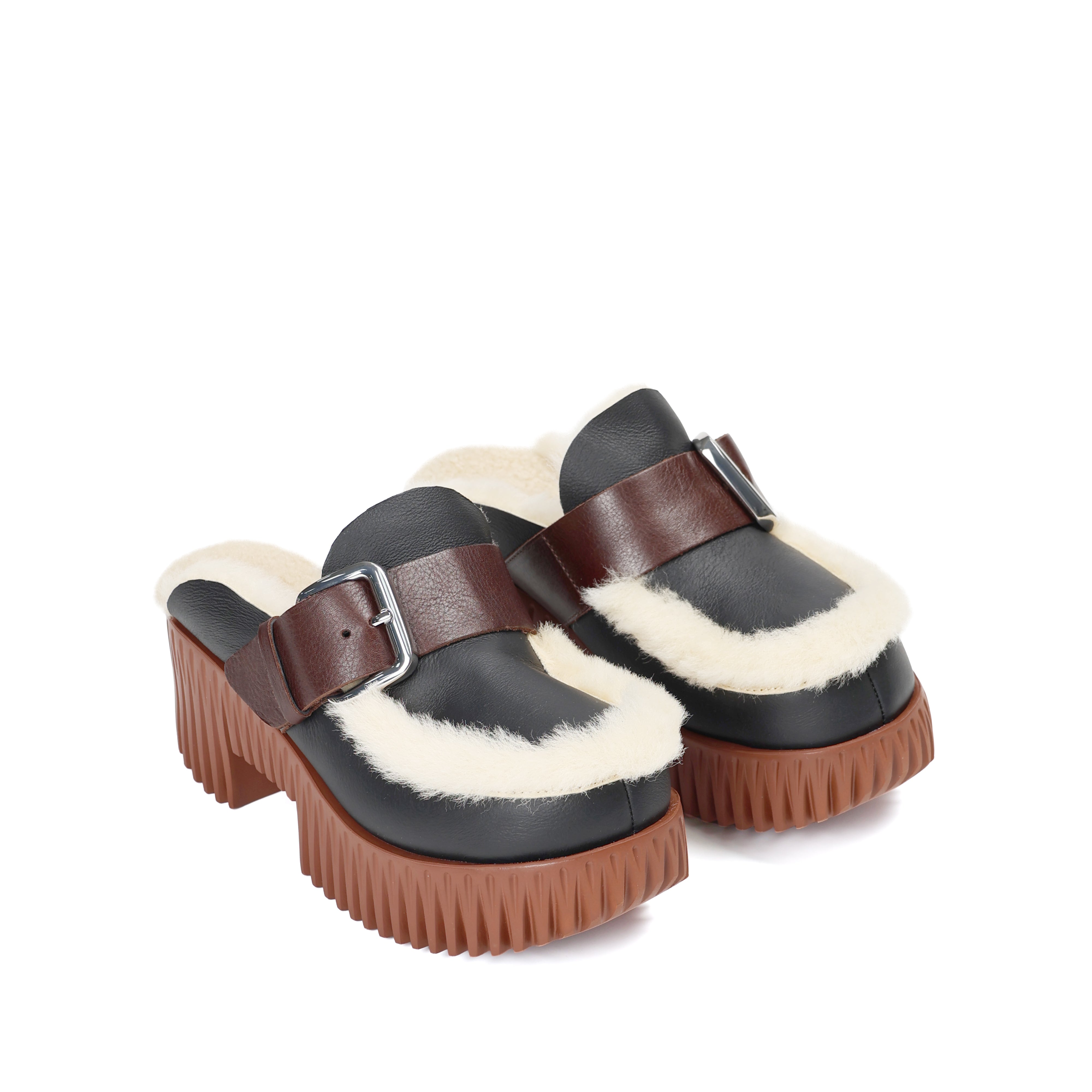 4CCCCEES AMBER BLACK LOAFER 225