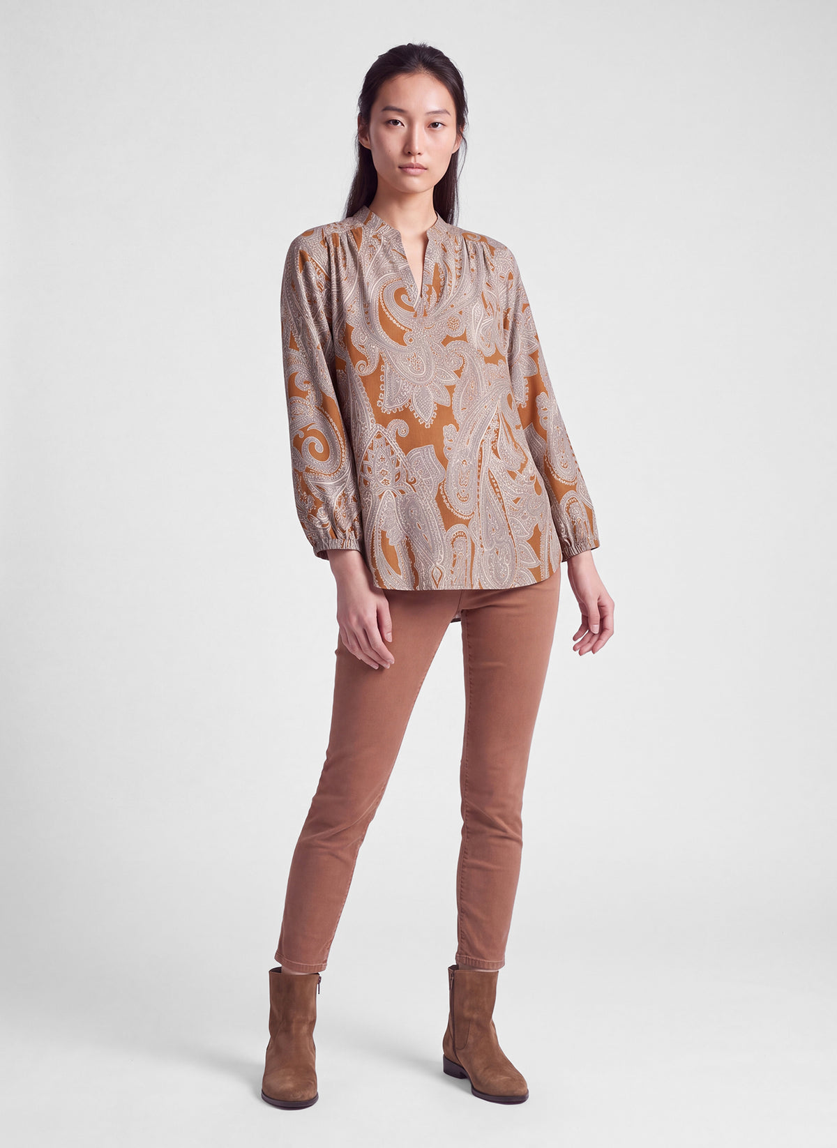 RABE TAN V-NECK BLOUSE 57-121109 226