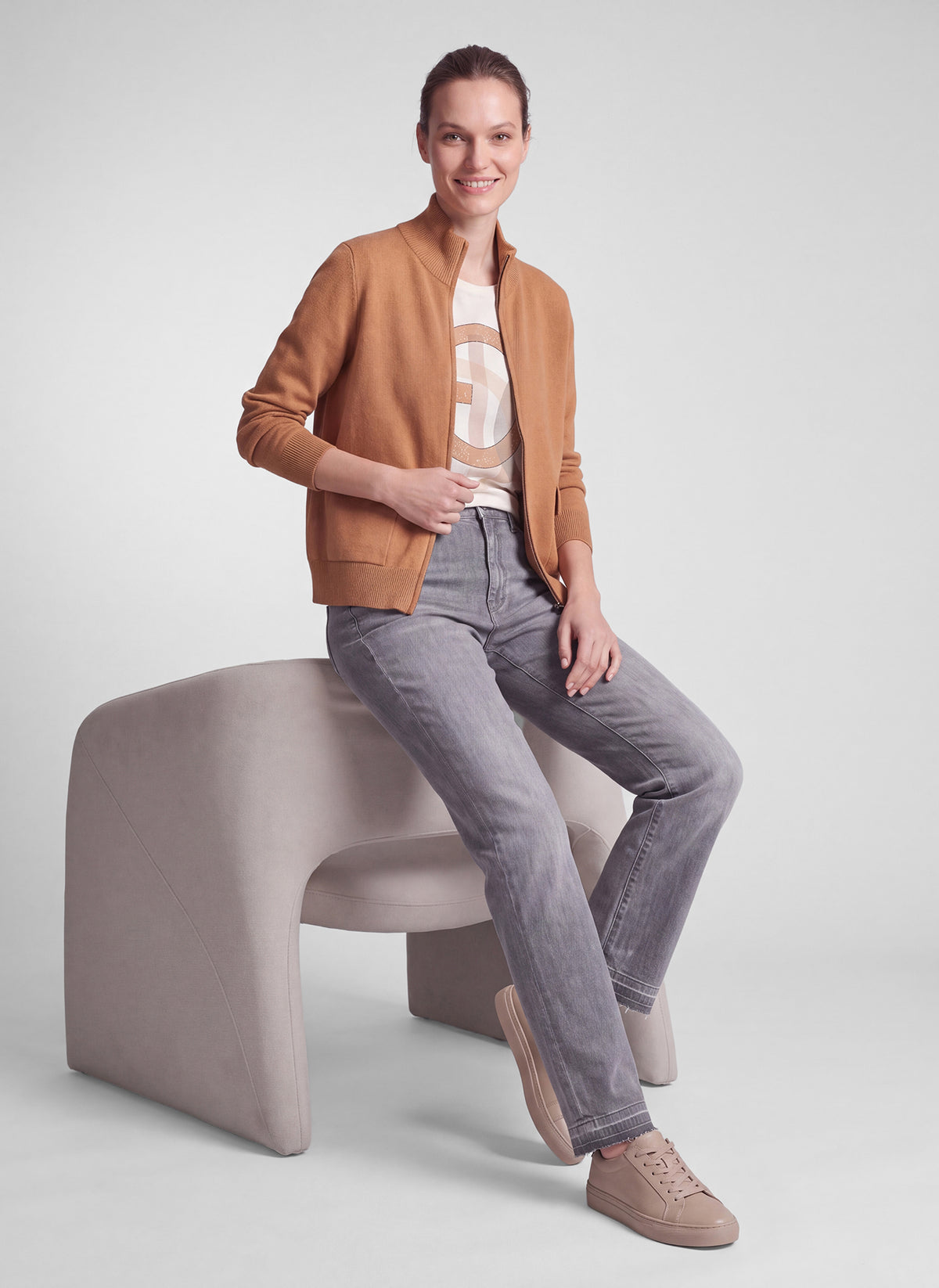 RABE TAN ZIP UP CARDIGAN 57-121532 226