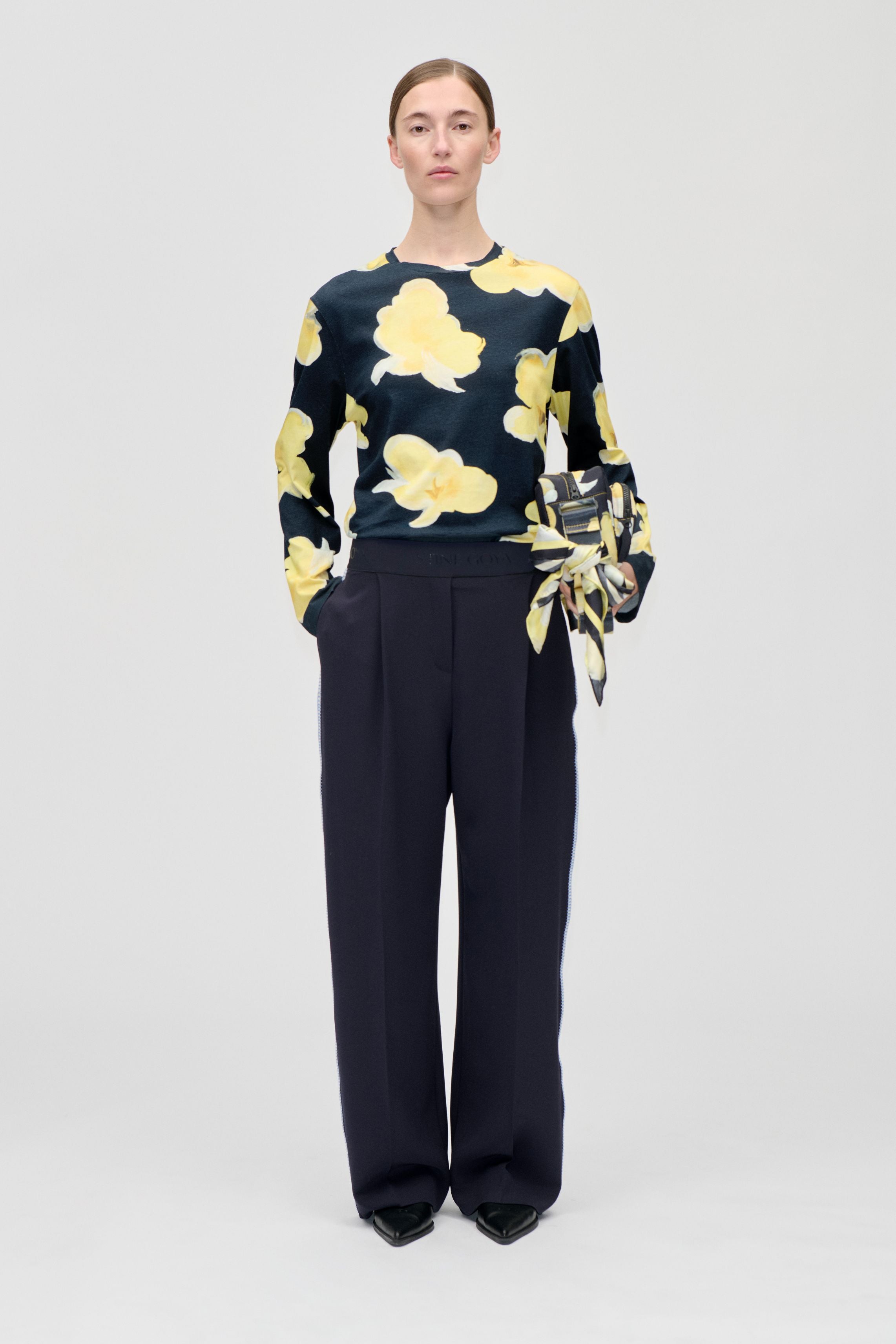 STINE GOYA NAVY FLUID CADY, BLANKET STITCH ELASTIC PANTS SG-PS26-P133-